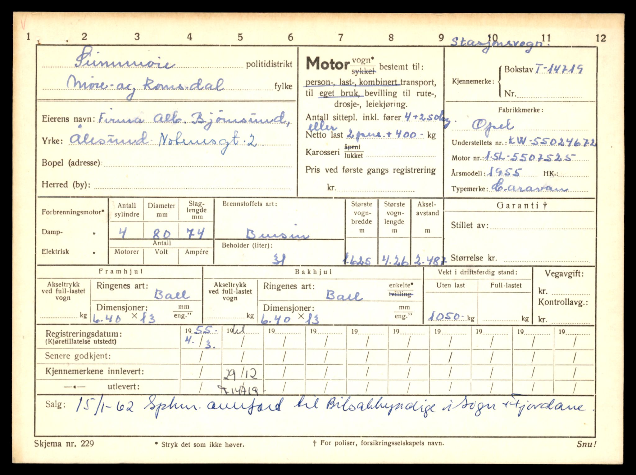 Møre og Romsdal vegkontor - Ålesund trafikkstasjon, AV/SAT-A-4099/F/Fe/L0047: Registreringskort for kjøretøy T 14580 - T 14720, 1927-1998, s. 3237