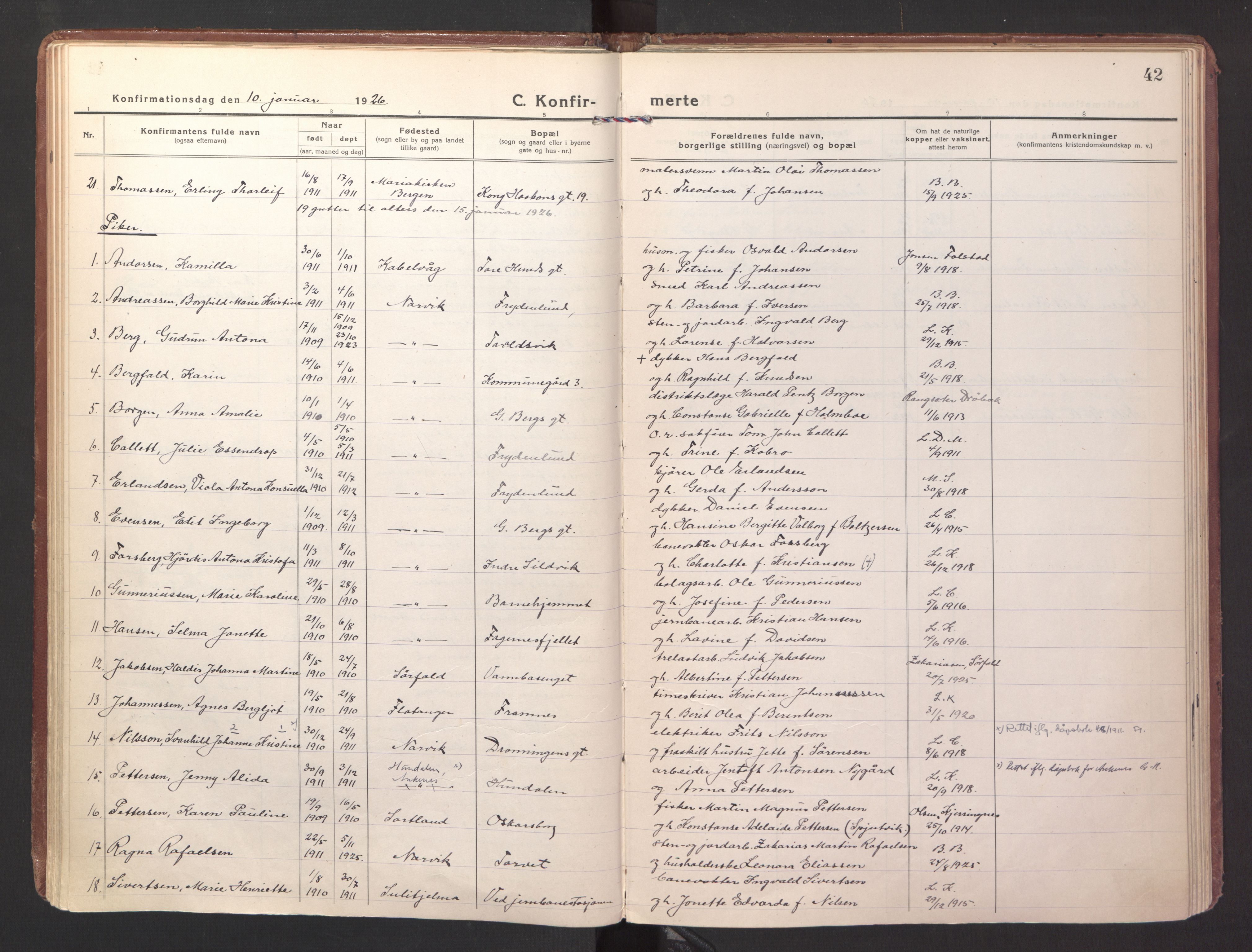 Ministerialprotokoller, klokkerbøker og fødselsregistre - Nordland, AV/SAT-A-1459/871/L1004: Ministerialbok nr. 871A20, 1921-1932, s. 42