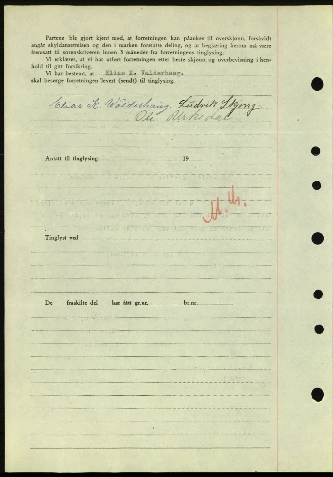 Nordre Sunnmøre sorenskriveri, AV/SAT-A-0006/1/2/2C/2Ca: Pantebok nr. A20a, 1945-1945, Dagboknr: 1065/1945