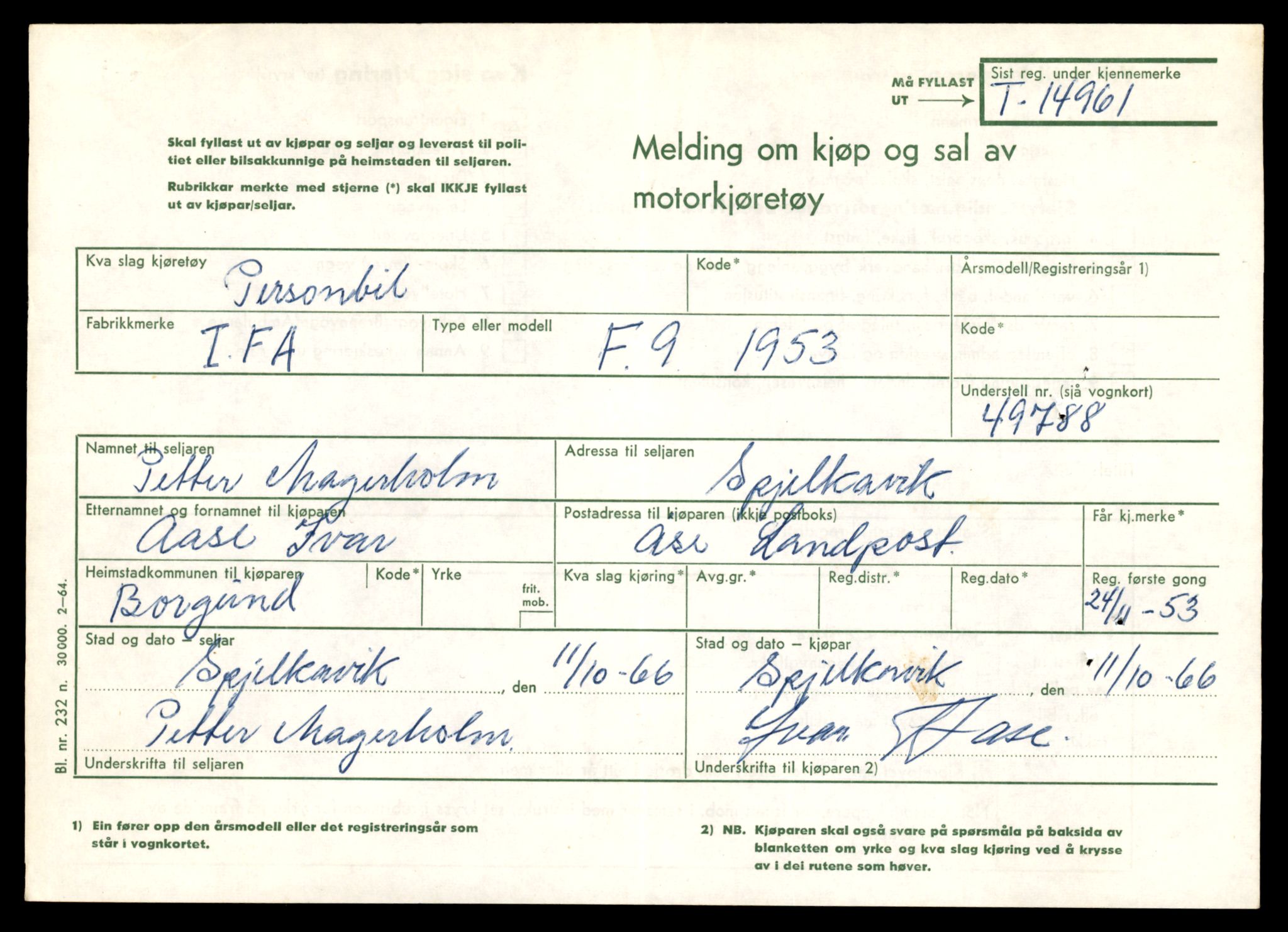 Møre og Romsdal vegkontor - Ålesund trafikkstasjon, SAT/A-4099/F/Fe/L0049: Registreringskort for kjøretøy T 14864 - T 18613, 1927-1998, s. 2263