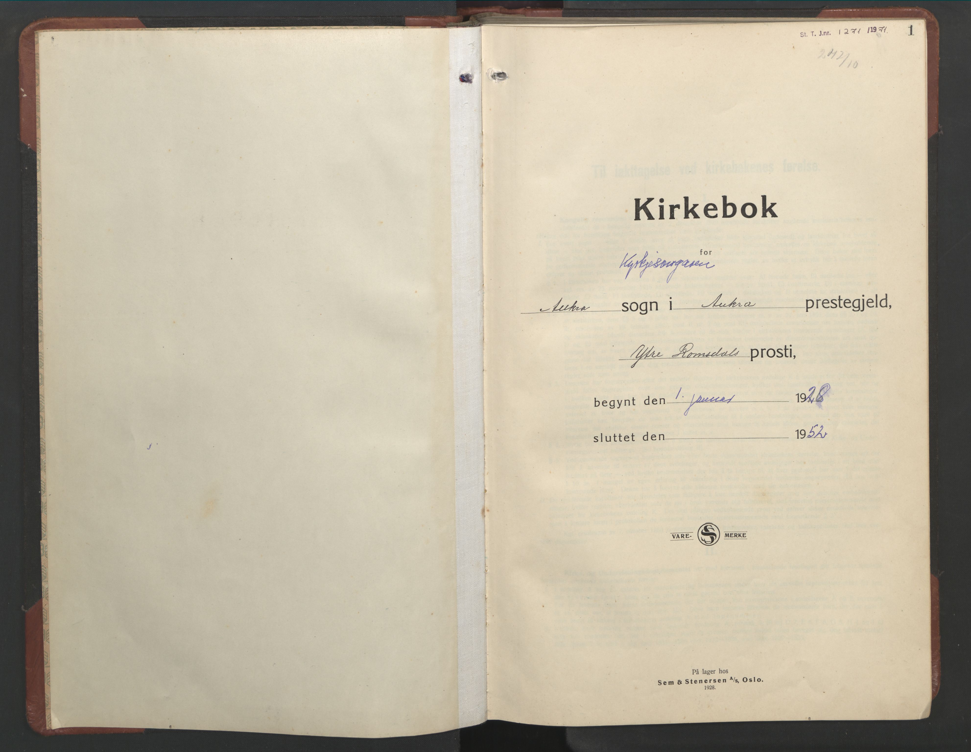 Ministerialprotokoller, klokkerbøker og fødselsregistre - Møre og Romsdal, AV/SAT-A-1454/560/L0726: Klokkerbok nr. 560C03, 1928-1952, s. 1