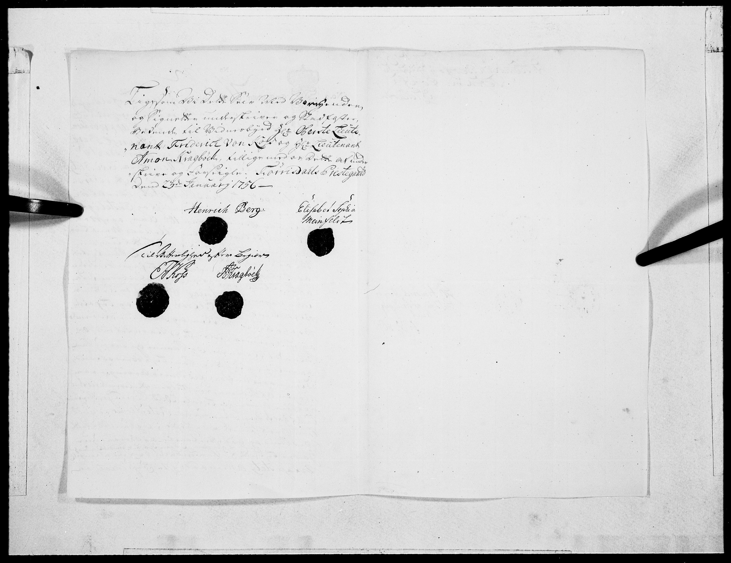 Danske Kanselli 1572-1799, AV/RA-EA-3023/F/Fc/Fcc/Fcca/L0179: Norske innlegg 1572-1799, 1760, s. 127