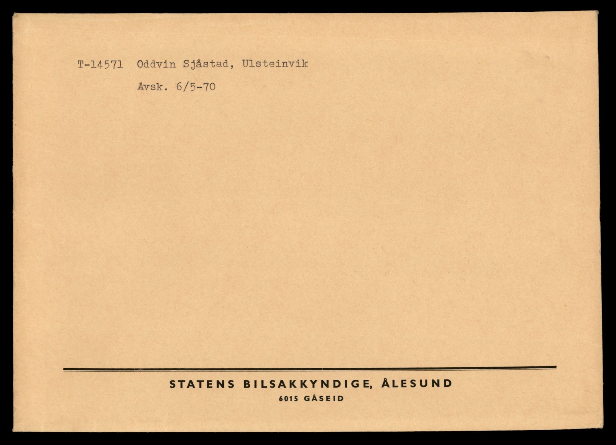 Møre og Romsdal vegkontor - Ålesund trafikkstasjon, AV/SAT-A-4099/F/Fe/L0046: Registreringskort for kjøretøy T 14445 - T 14579, 1927-1998