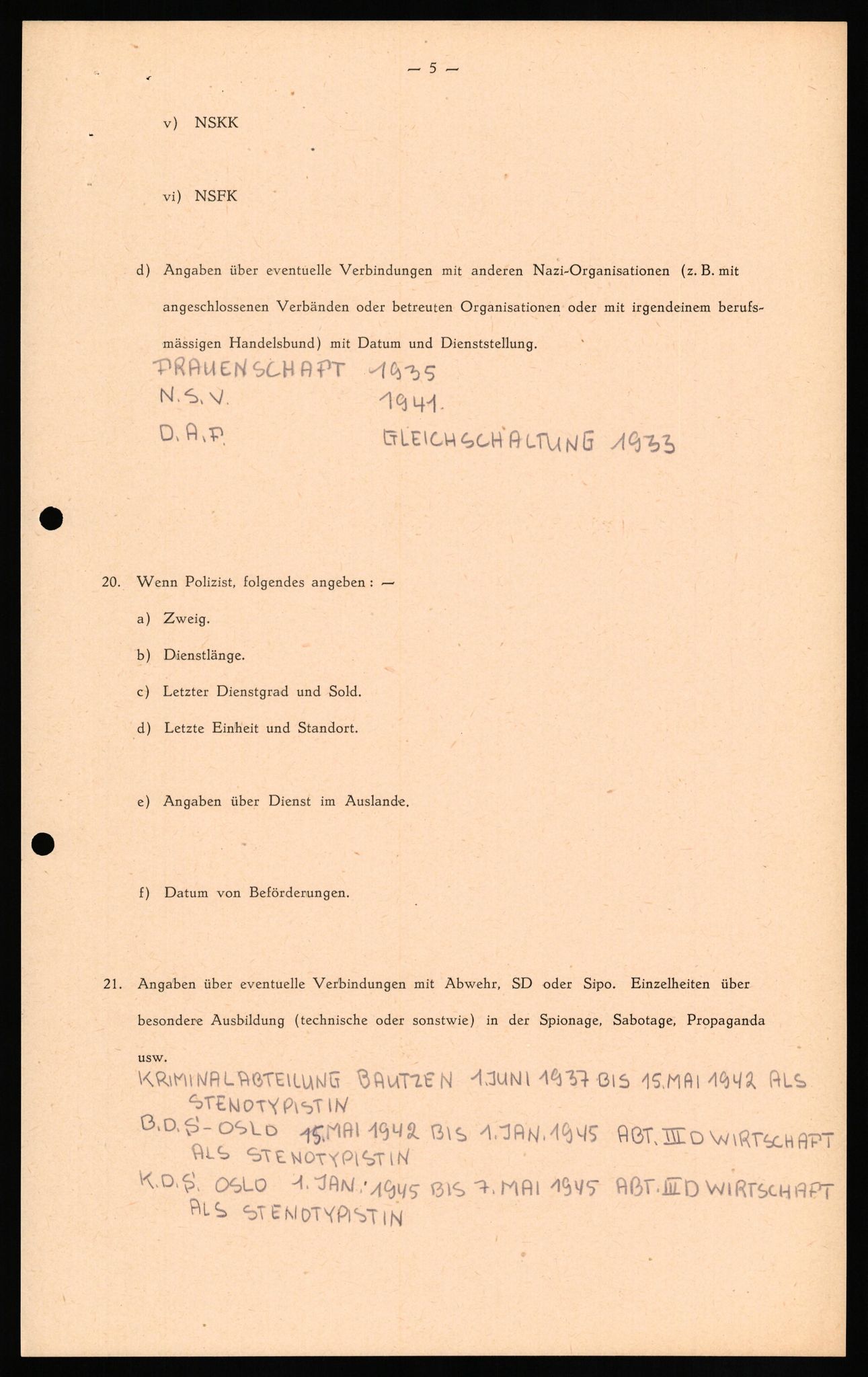 Forsvaret, Forsvarets overkommando II, RA/RAFA-3915/D/Db/L0022: CI Questionaires. Tyske okkupasjonsstyrker i Norge. Tyskere., 1945-1946, s. 151