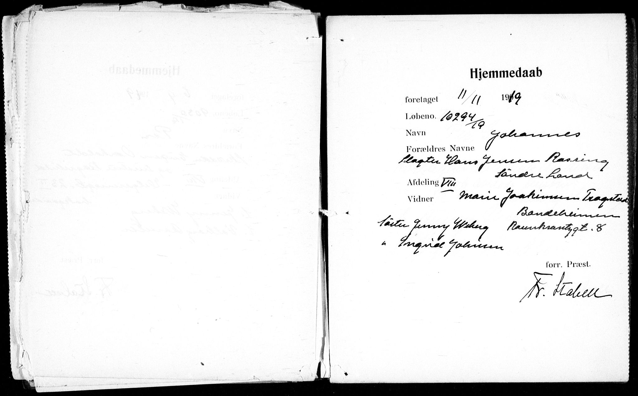 Ullevål sykehus prestekontor Kirkebøker, AV/SAO-A-10542a/K/Ka/L0003: Dåpsbok nr. 3, 1914-1921
