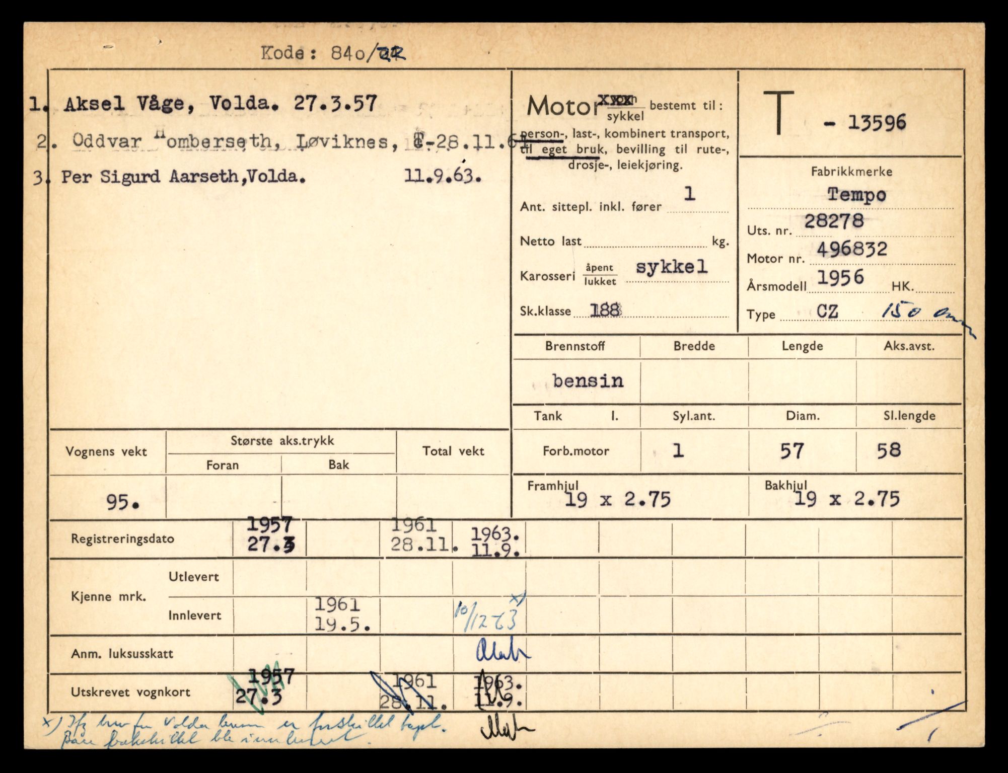 Møre og Romsdal vegkontor - Ålesund trafikkstasjon, AV/SAT-A-4099/F/Fe/L0040: Registreringskort for kjøretøy T 13531 - T 13709, 1927-1998, s. 1162