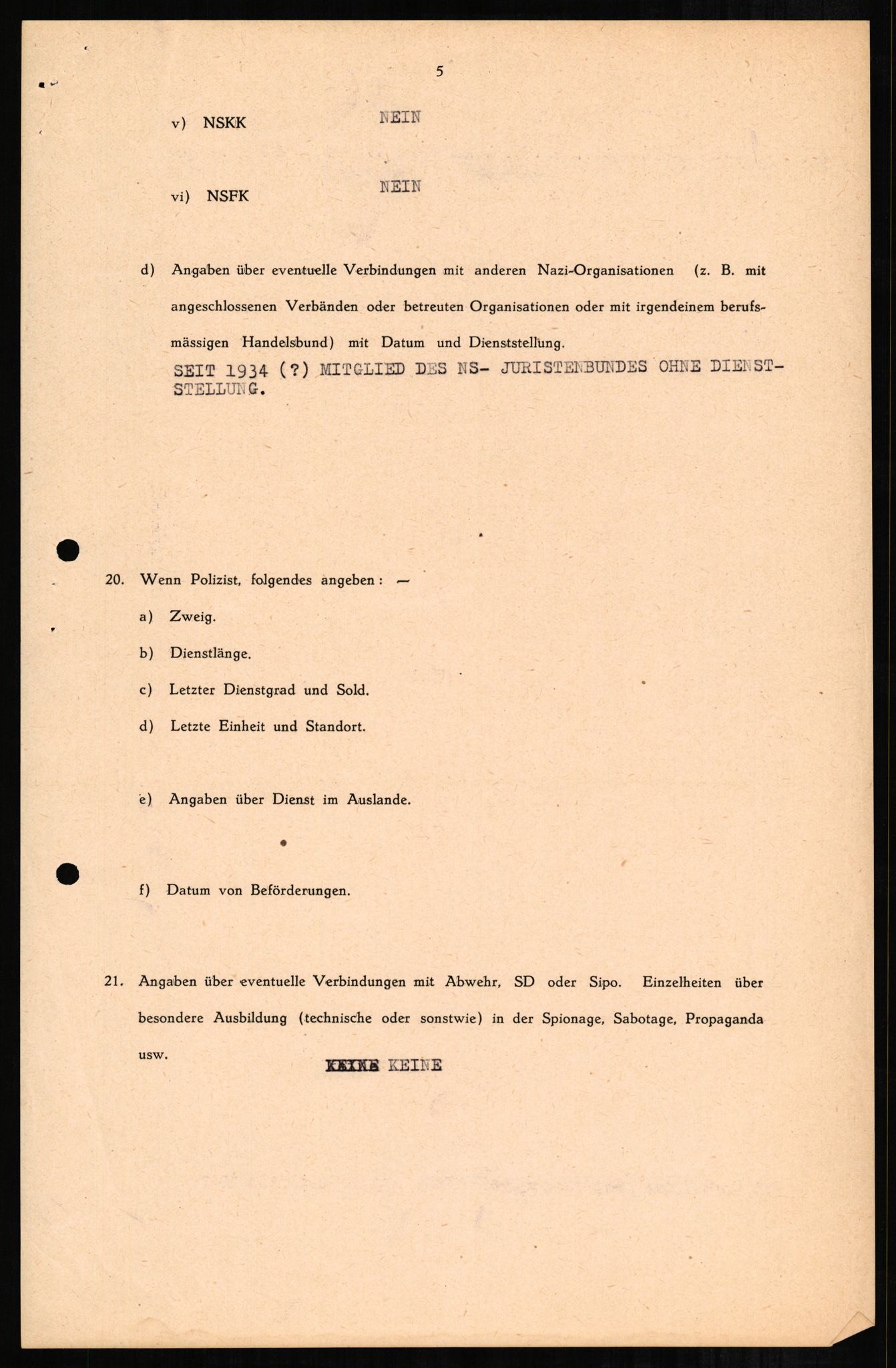 Forsvaret, Forsvarets overkommando II, RA/RAFA-3915/D/Db/L0001: CI Questionaires. Tyske okkupasjonsstyrker i Norge. Tyskere., 1945-1946, s. 47