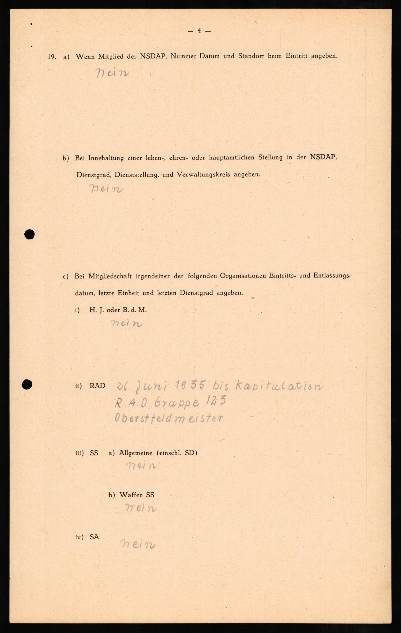 Forsvaret, Forsvarets overkommando II, AV/RA-RAFA-3915/D/Db/L0006: CI Questionaires. Tyske okkupasjonsstyrker i Norge. Tyskere., 1945-1946, s. 85