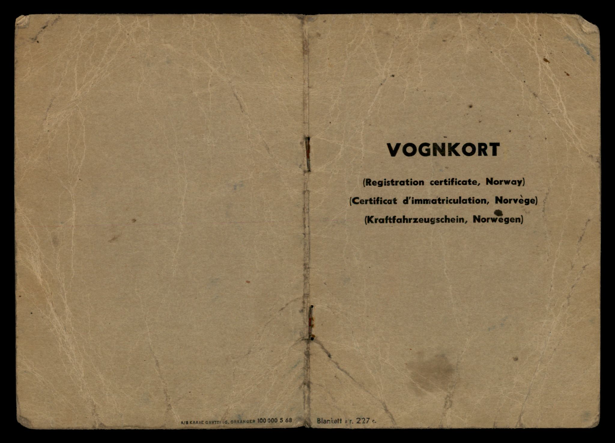 Møre og Romsdal vegkontor - Ålesund trafikkstasjon, AV/SAT-A-4099/F/Fe/L0040: Registreringskort for kjøretøy T 13531 - T 13709, 1927-1998, s. 1555