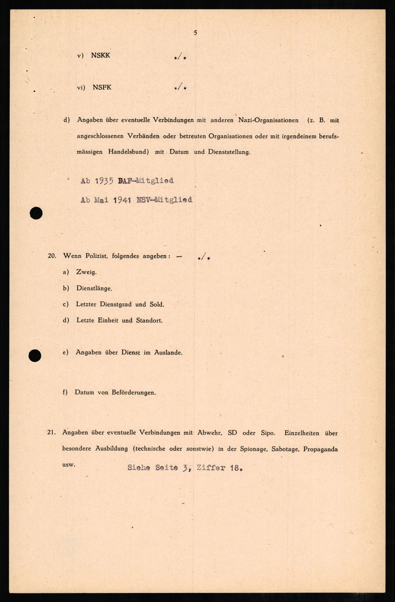 Forsvaret, Forsvarets overkommando II, RA/RAFA-3915/D/Db/L0007: CI Questionaires. Tyske okkupasjonsstyrker i Norge. Tyskere., 1945-1946, s. 363