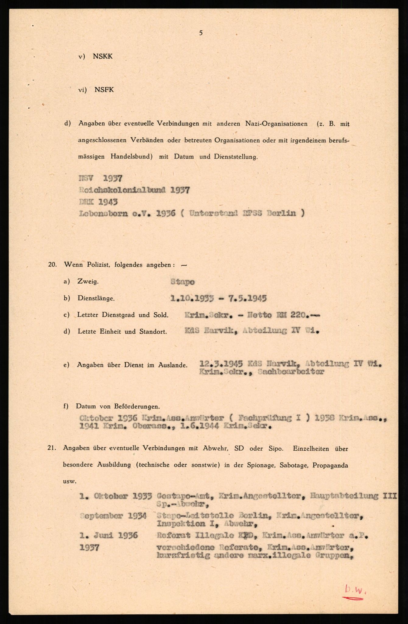 Forsvaret, Forsvarets overkommando II, AV/RA-RAFA-3915/D/Db/L0037: CI Questionaires. Tyske okkupasjonsstyrker i Norge. Tyskere., 1945-1946, s. 45