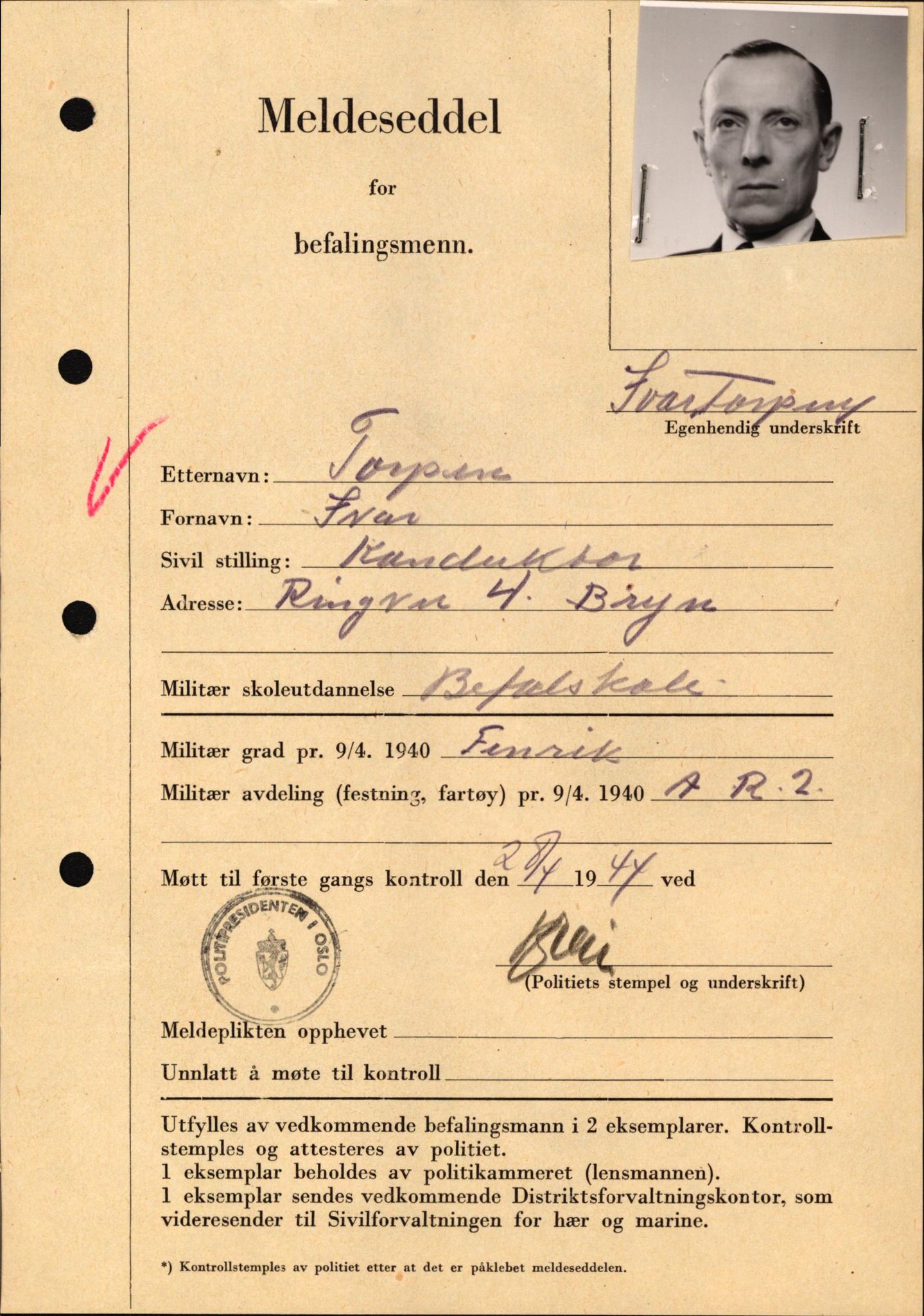 Forsvaret, Forsvarets krigshistoriske avdeling, AV/RA-RAFA-2017/Y/Yf/L0209: II-C-11-2121  -  Okkupasjonstiden.  Meldesedler for befal med foto og oppl. om militær grad 9. apr. 1940., 1944-1945, s. 1101