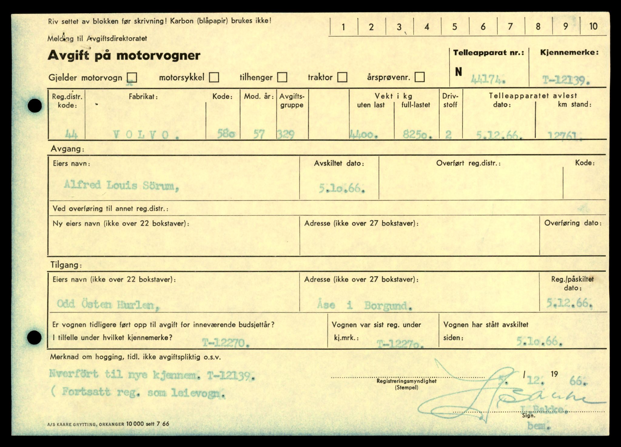 Møre og Romsdal vegkontor - Ålesund trafikkstasjon, AV/SAT-A-4099/F/Fe/L0032: Registreringskort for kjøretøy T 11997 - T 12149, 1927-1998, s. 3585