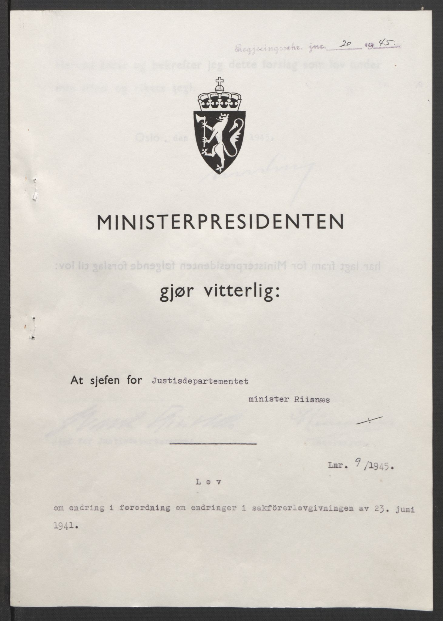 NS-administrasjonen 1940-1945 (Statsrådsekretariatet, de kommisariske statsråder mm), RA/S-4279/D/Db/L0101/0001: -- / Lover og vedtak, 1945, s. 35
