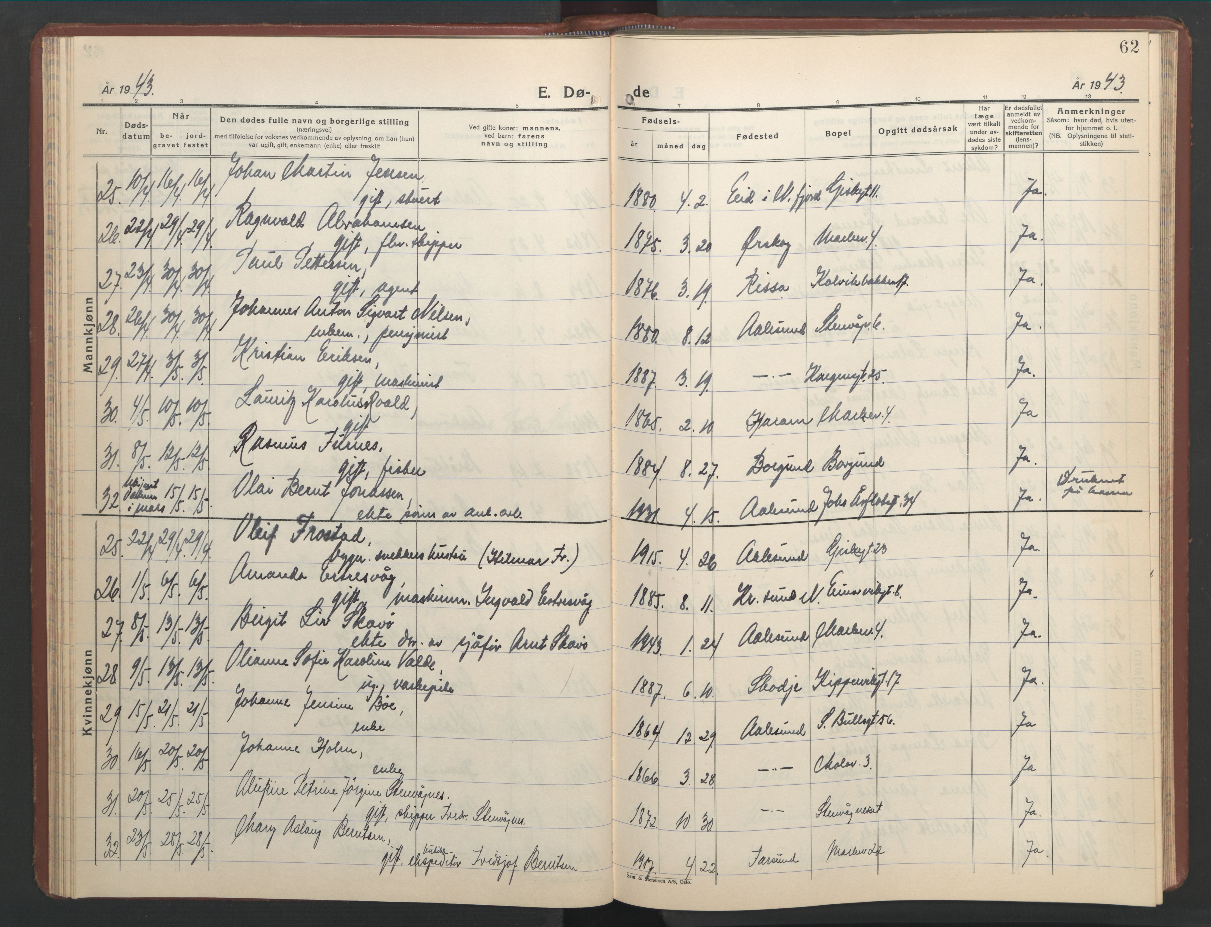 Ministerialprotokoller, klokkerbøker og fødselsregistre - Møre og Romsdal, AV/SAT-A-1454/529/L0478: Klokkerbok nr. 529C15, 1938-1951, s. 62