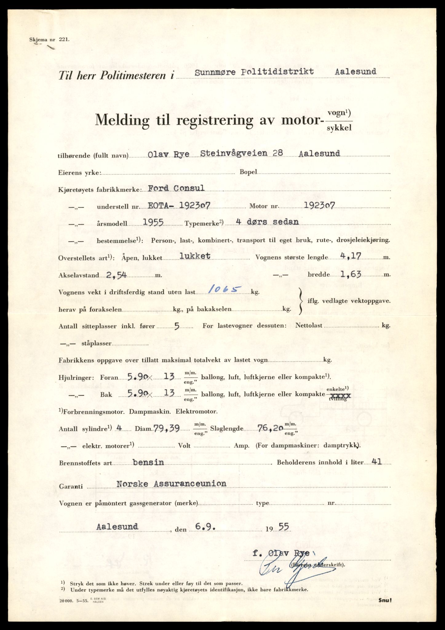 Møre og Romsdal vegkontor - Ålesund trafikkstasjon, AV/SAT-A-4099/F/Fe/L0049: Registreringskort for kjøretøy T 14864 - T 18613, 1927-1998, s. 1017