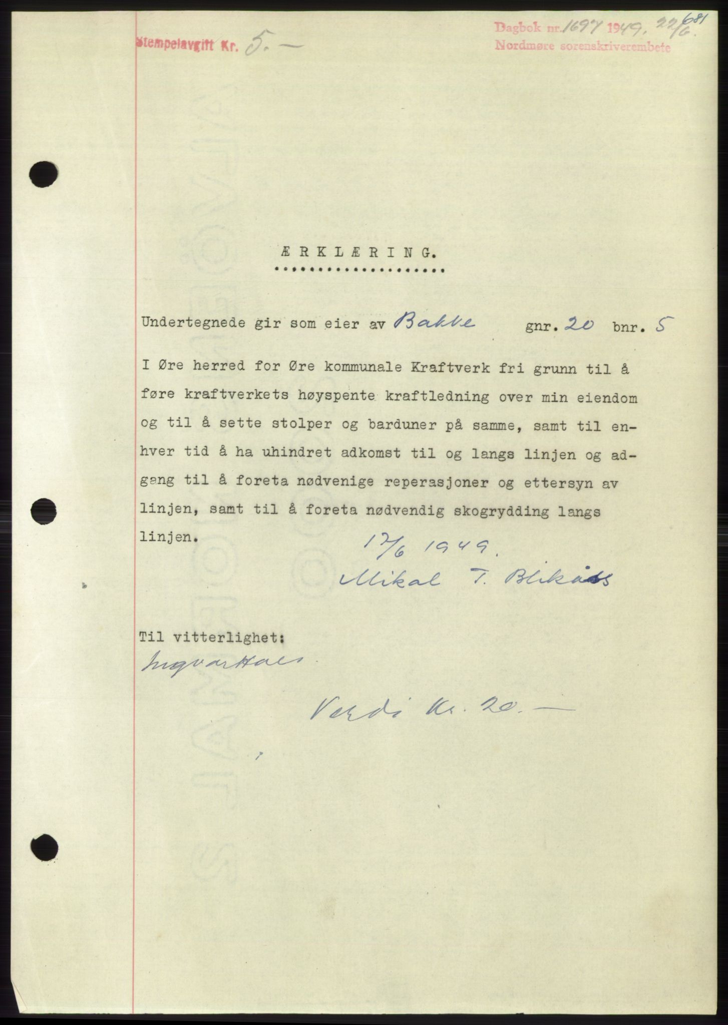 Nordmøre sorenskriveri, SAT/A-4132/1/2/2Ca: Pantebok nr. B101, 1949-1949, Dagboknr: 1697/1949