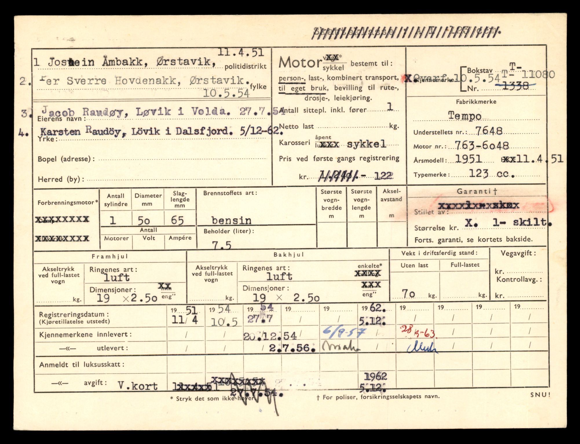 Møre og Romsdal vegkontor - Ålesund trafikkstasjon, AV/SAT-A-4099/F/Fe/L0026: Registreringskort for kjøretøy T 11046 - T 11160, 1927-1998, s. 1007