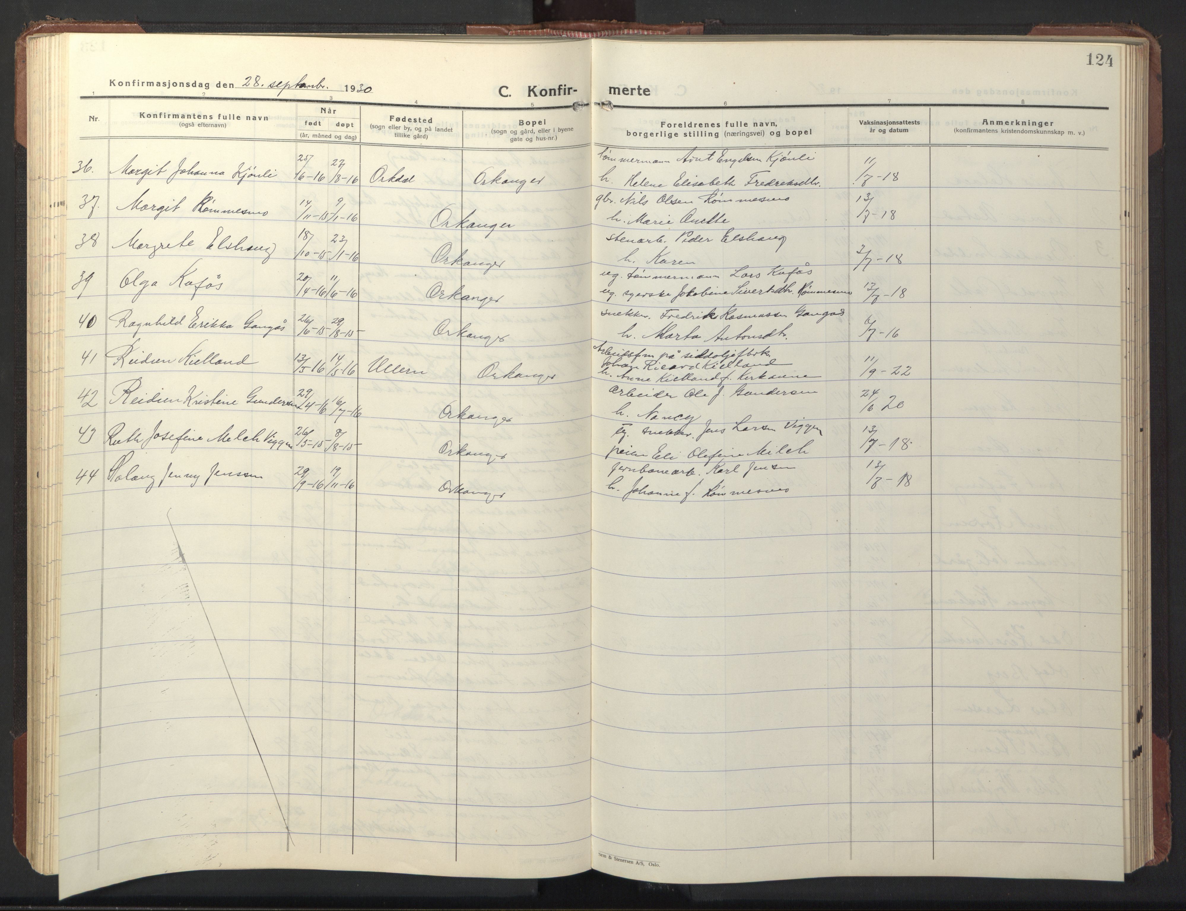 Ministerialprotokoller, klokkerbøker og fødselsregistre - Sør-Trøndelag, AV/SAT-A-1456/669/L0832: Klokkerbok nr. 669C02, 1925-1953, s. 124
