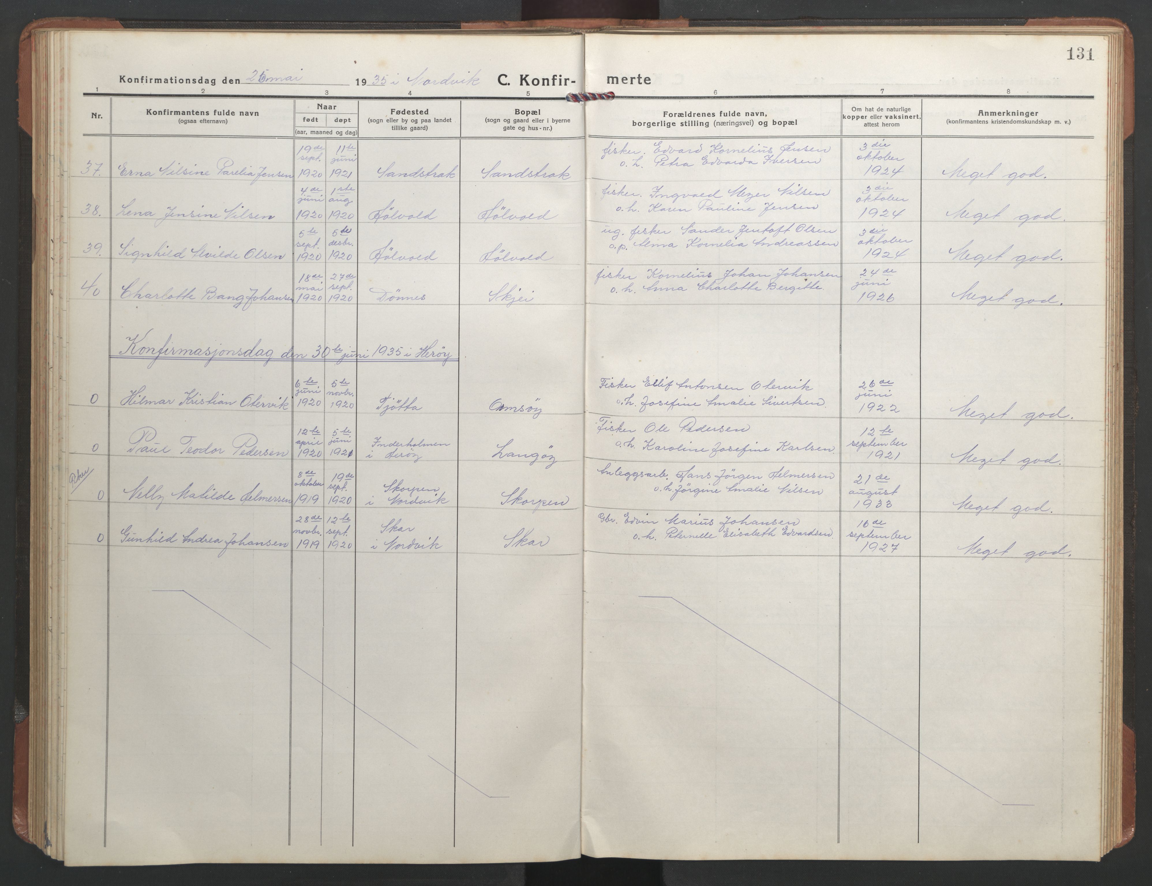 Ministerialprotokoller, klokkerbøker og fødselsregistre - Nordland, SAT/A-1459/836/L0539: Klokkerbok nr. 836C03, 1917-1949, s. 131