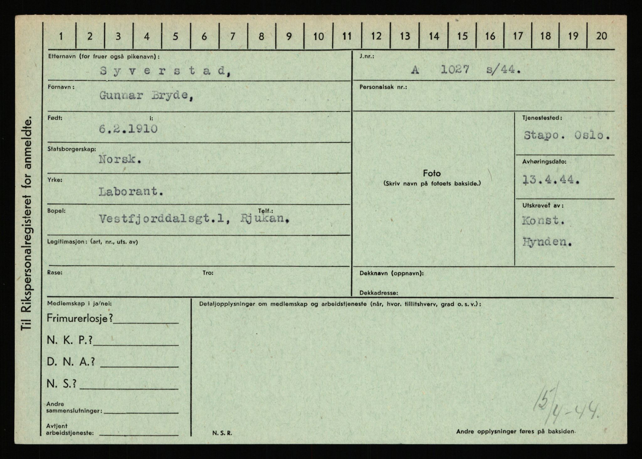 Statspolitiet - Hovedkontoret / Osloavdelingen, AV/RA-S-1329/C/Ca/L0015: Svea - Tøsse, 1943-1945, s. 883