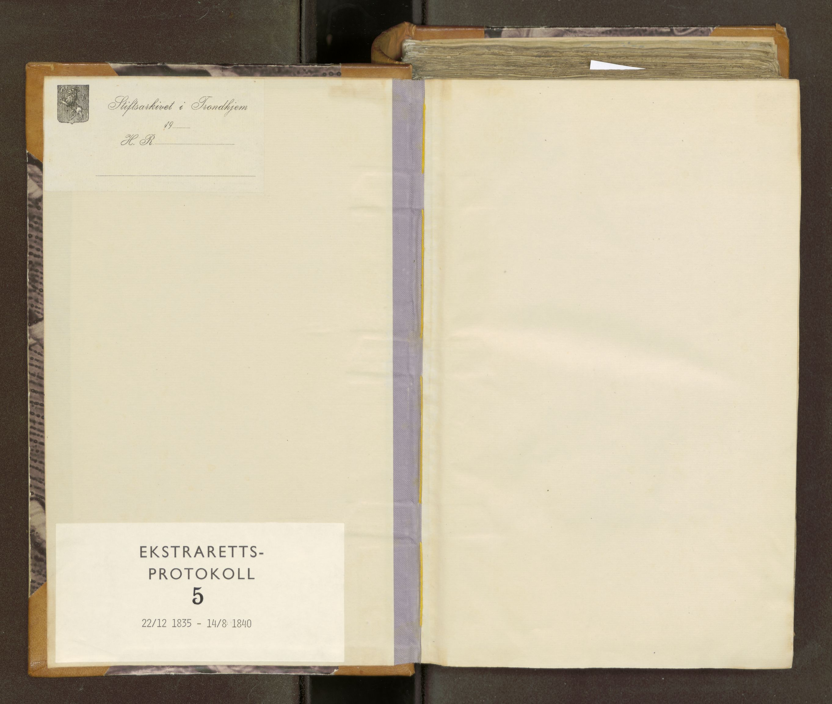 Romsdal sorenskriveri, SAT/A-4149/1/1/1B/L0005: Ekstrarettsprotokoll, 1835-1840