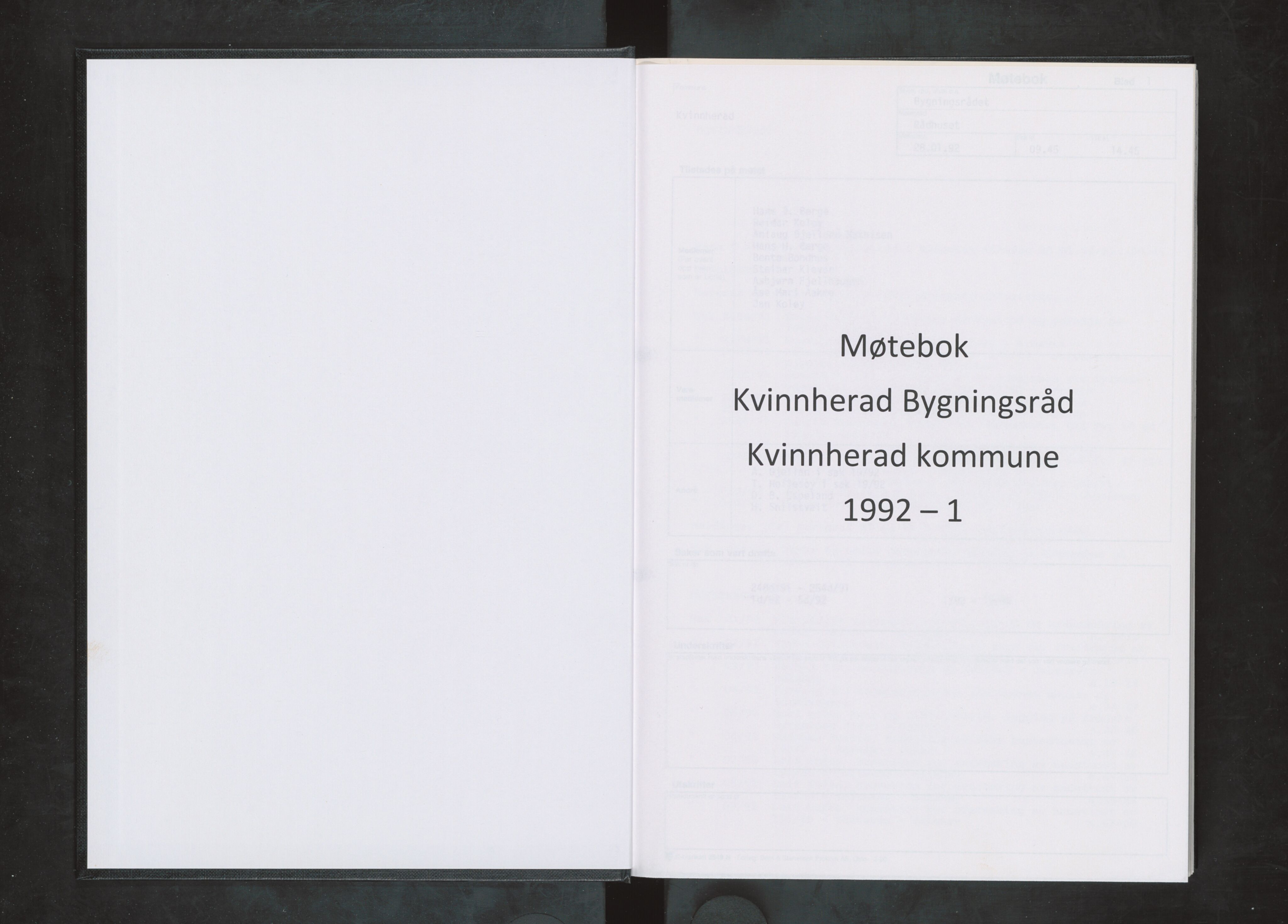 Kvinnherad kommune. Bygningsrådet , IKAH/1224-511/A/Aa/L0077: Møtebok for Kvinnherad bygningsråd, 1992