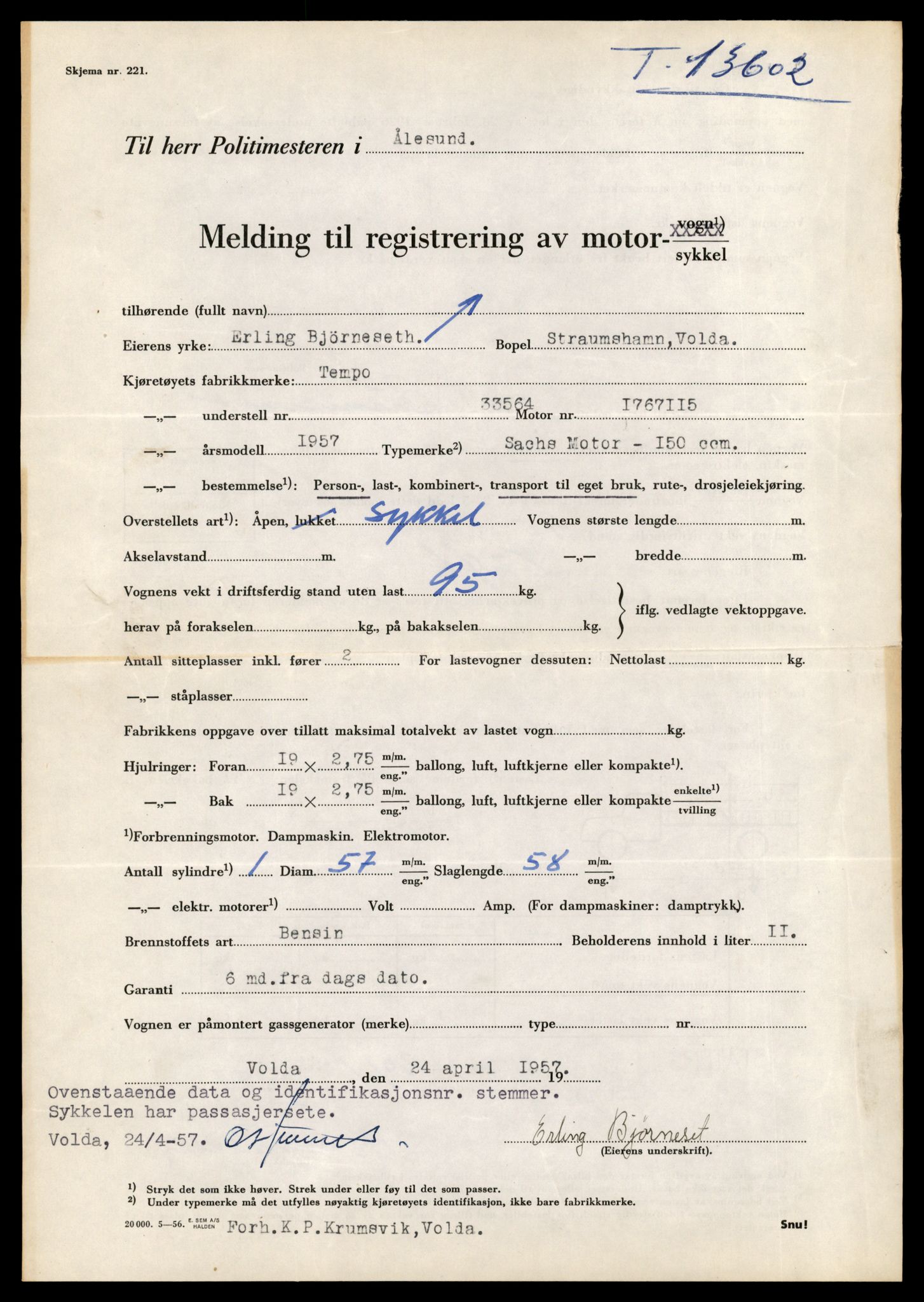 Møre og Romsdal vegkontor - Ålesund trafikkstasjon, AV/SAT-A-4099/F/Fe/L0040: Registreringskort for kjøretøy T 13531 - T 13709, 1927-1998, s. 1298