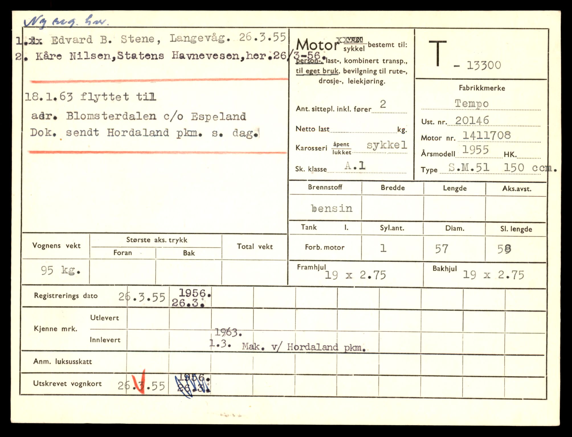 Møre og Romsdal vegkontor - Ålesund trafikkstasjon, AV/SAT-A-4099/F/Fe/L0038: Registreringskort for kjøretøy T 13180 - T 13360, 1927-1998, s. 2087