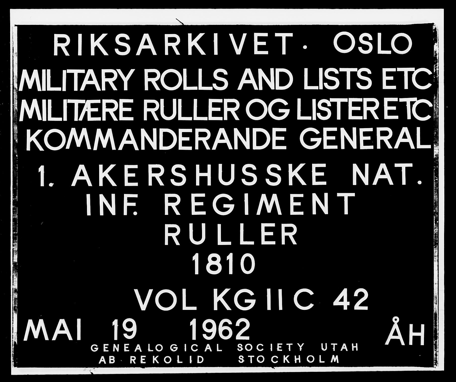 Generalitets- og kommissariatskollegiet, Det kongelige norske kommissariatskollegium, RA/EA-5420/E/Eh/L0042: 1. Akershusiske nasjonale infanteriregiment, 1810, s. 1