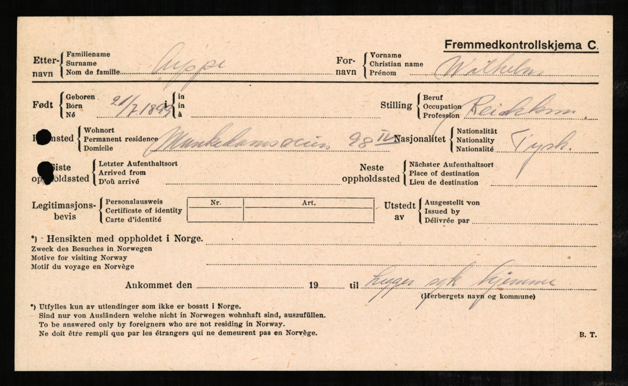 Forsvaret, Forsvarets overkommando II, RA/RAFA-3915/D/Db/L0001: CI Questionaires. Tyske okkupasjonsstyrker i Norge. Tyskere., 1945-1946, s. 387