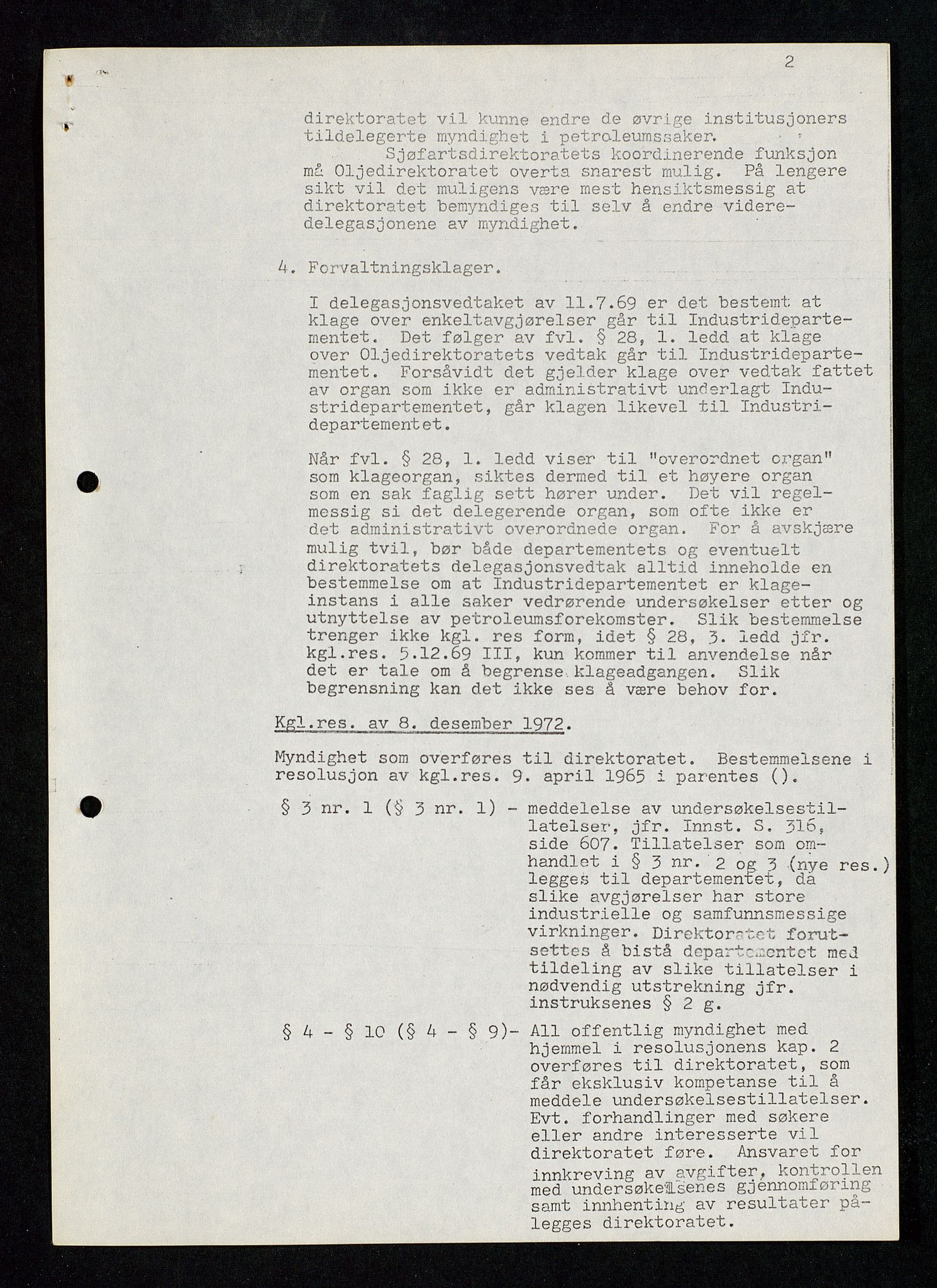 Industridepartementet, Oljekontoret, SAST/A-101348/Db/L0003: Helikopterflyving og helikopterdekk, redningsheis i helikopter, ID Olje, div., 1966-1973, s. 858