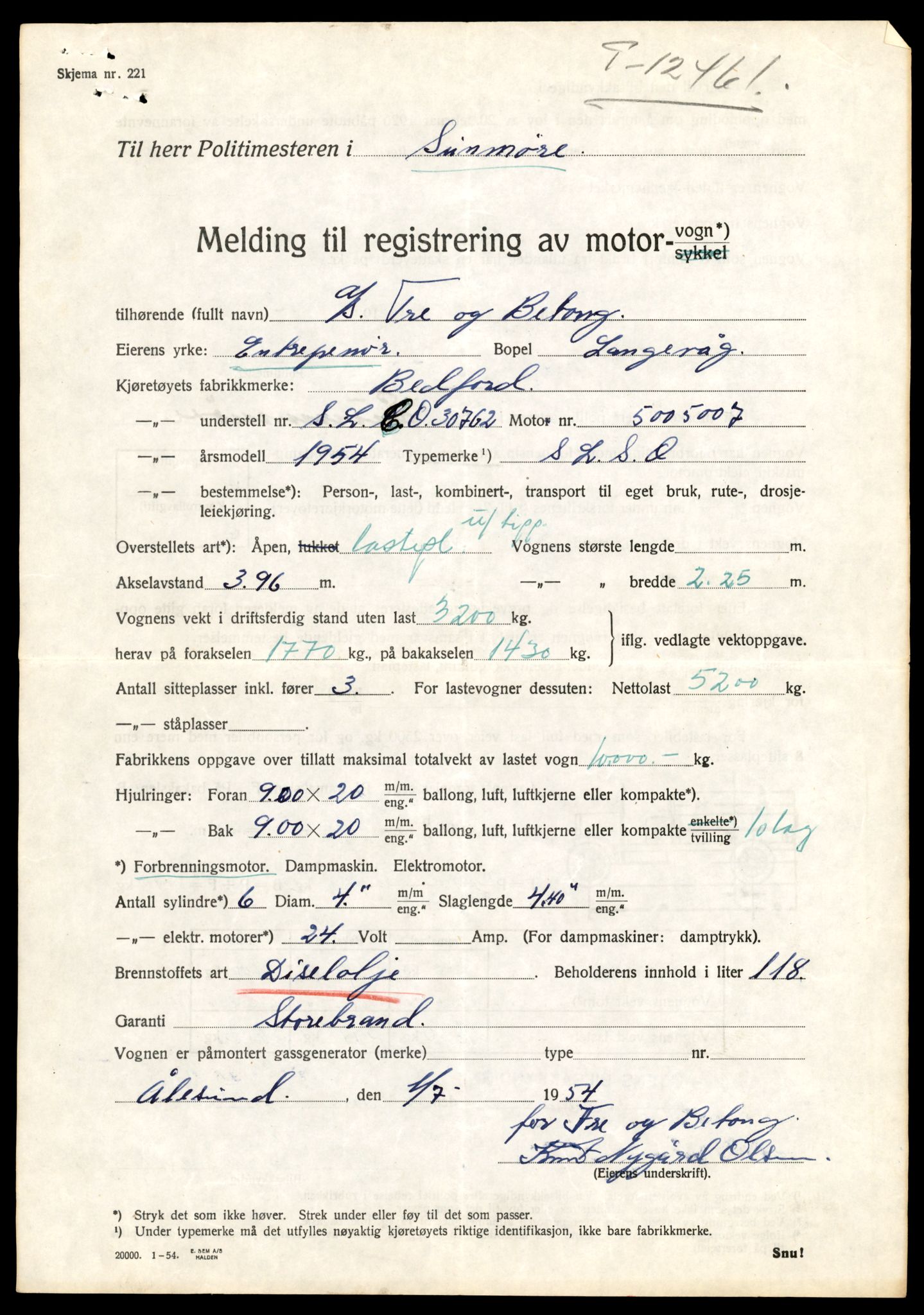 Møre og Romsdal vegkontor - Ålesund trafikkstasjon, AV/SAT-A-4099/F/Fe/L0033: Registreringskort for kjøretøy T 12151 - T 12474, 1927-1998, s. 3563