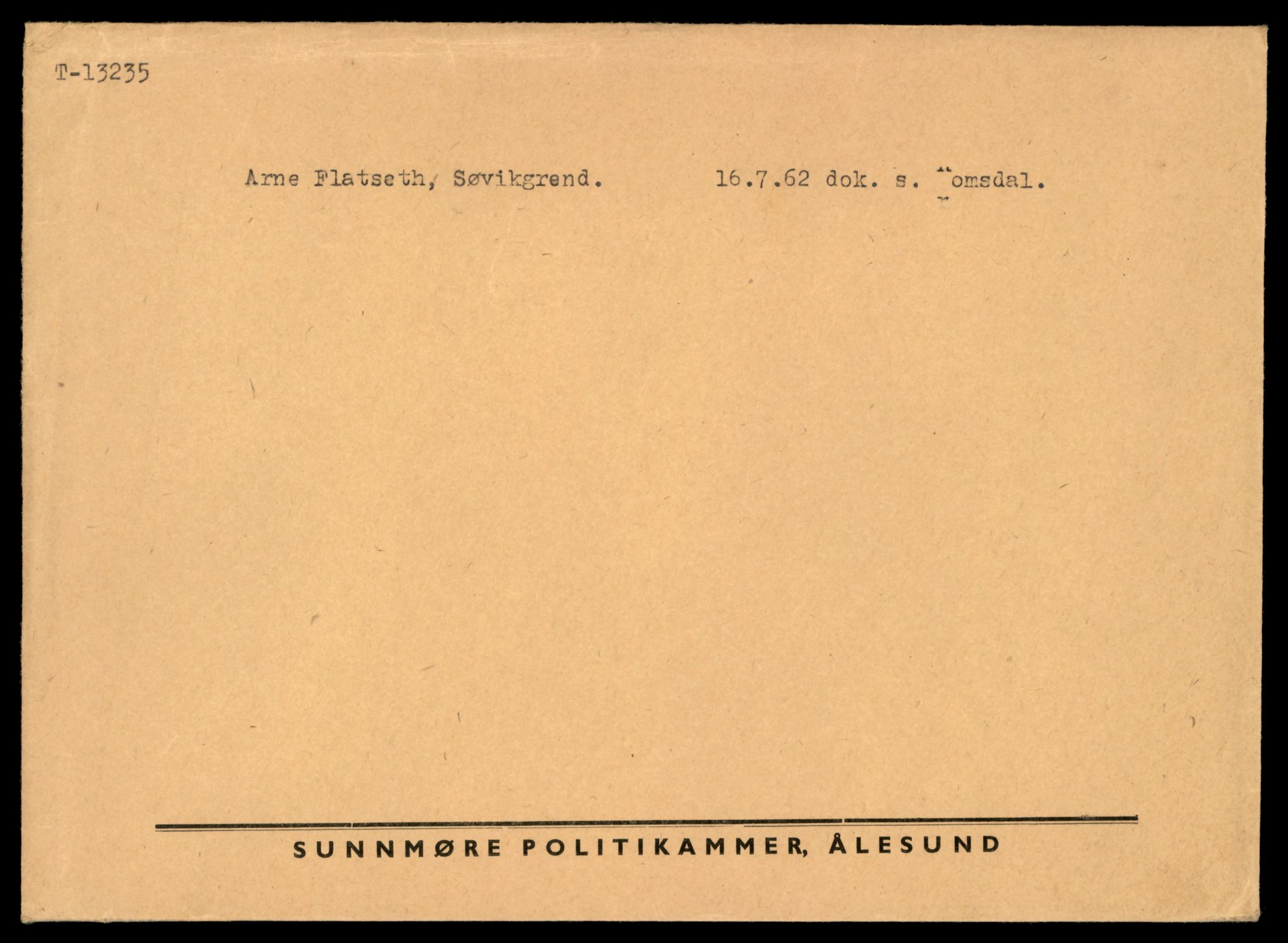 Møre og Romsdal vegkontor - Ålesund trafikkstasjon, AV/SAT-A-4099/F/Fe/L0038: Registreringskort for kjøretøy T 13180 - T 13360, 1927-1998, s. 957