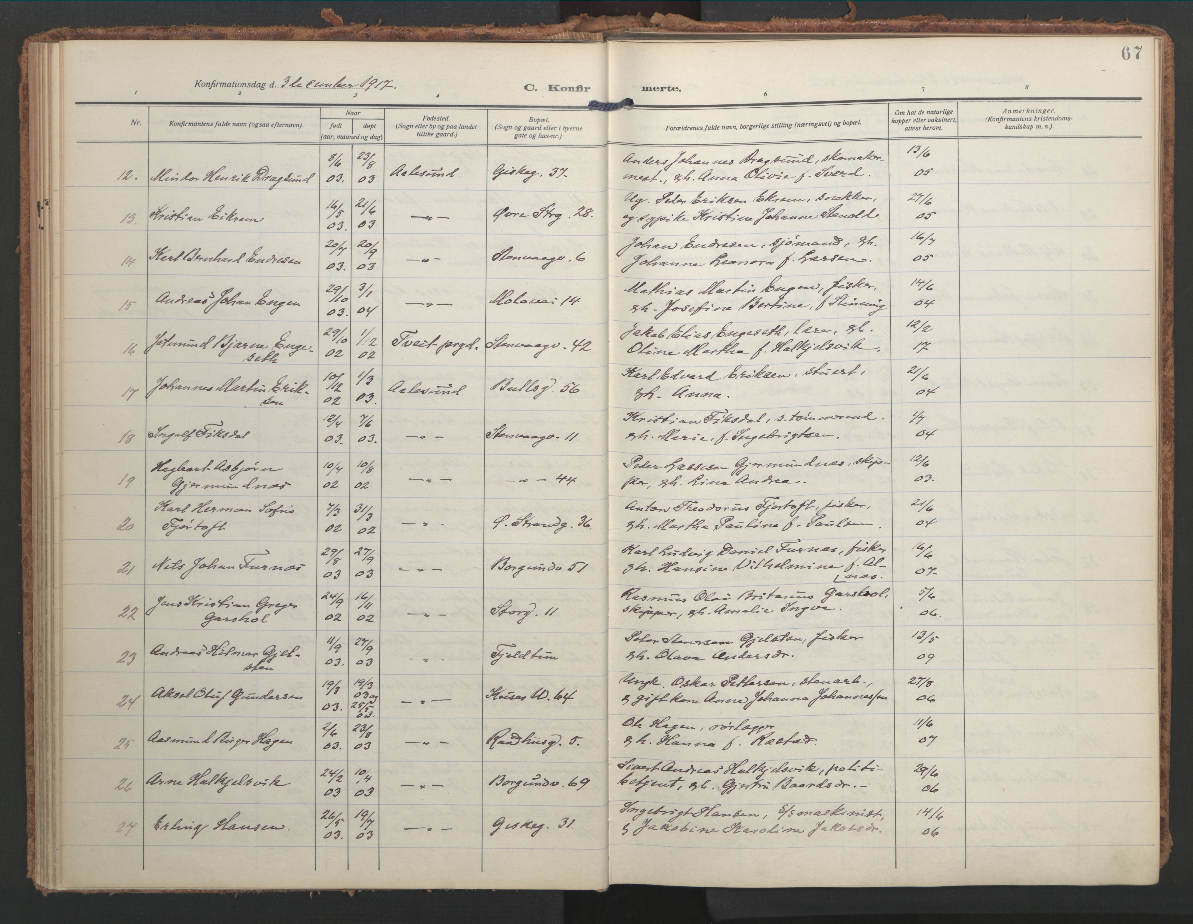Ministerialprotokoller, klokkerbøker og fødselsregistre - Møre og Romsdal, AV/SAT-A-1454/529/L0461: Ministerialbok nr. 529A11, 1914-1925, s. 67