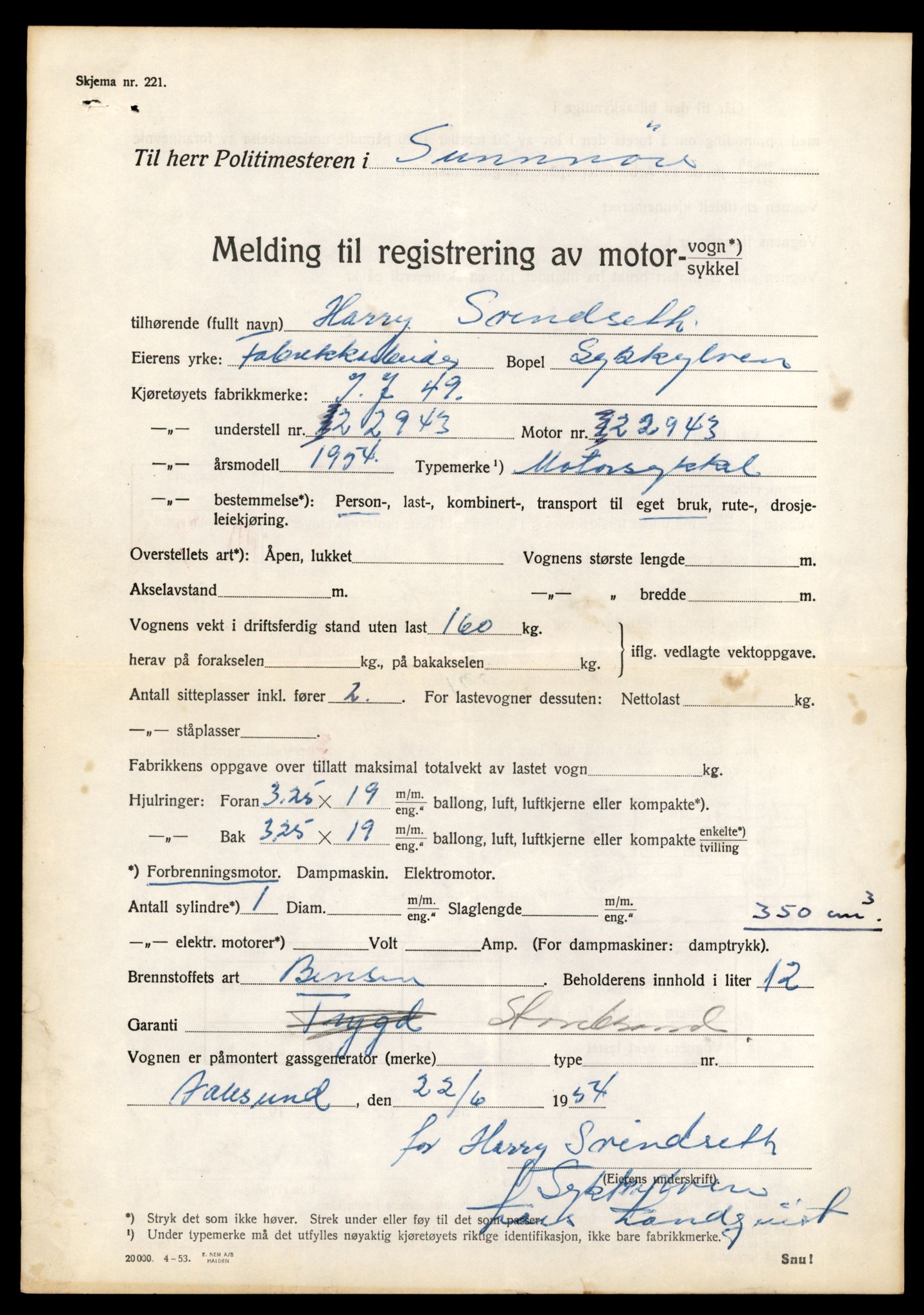 Møre og Romsdal vegkontor - Ålesund trafikkstasjon, AV/SAT-A-4099/F/Fe/L0037: Registreringskort for kjøretøy T 13031 - T 13179, 1927-1998, s. 2714