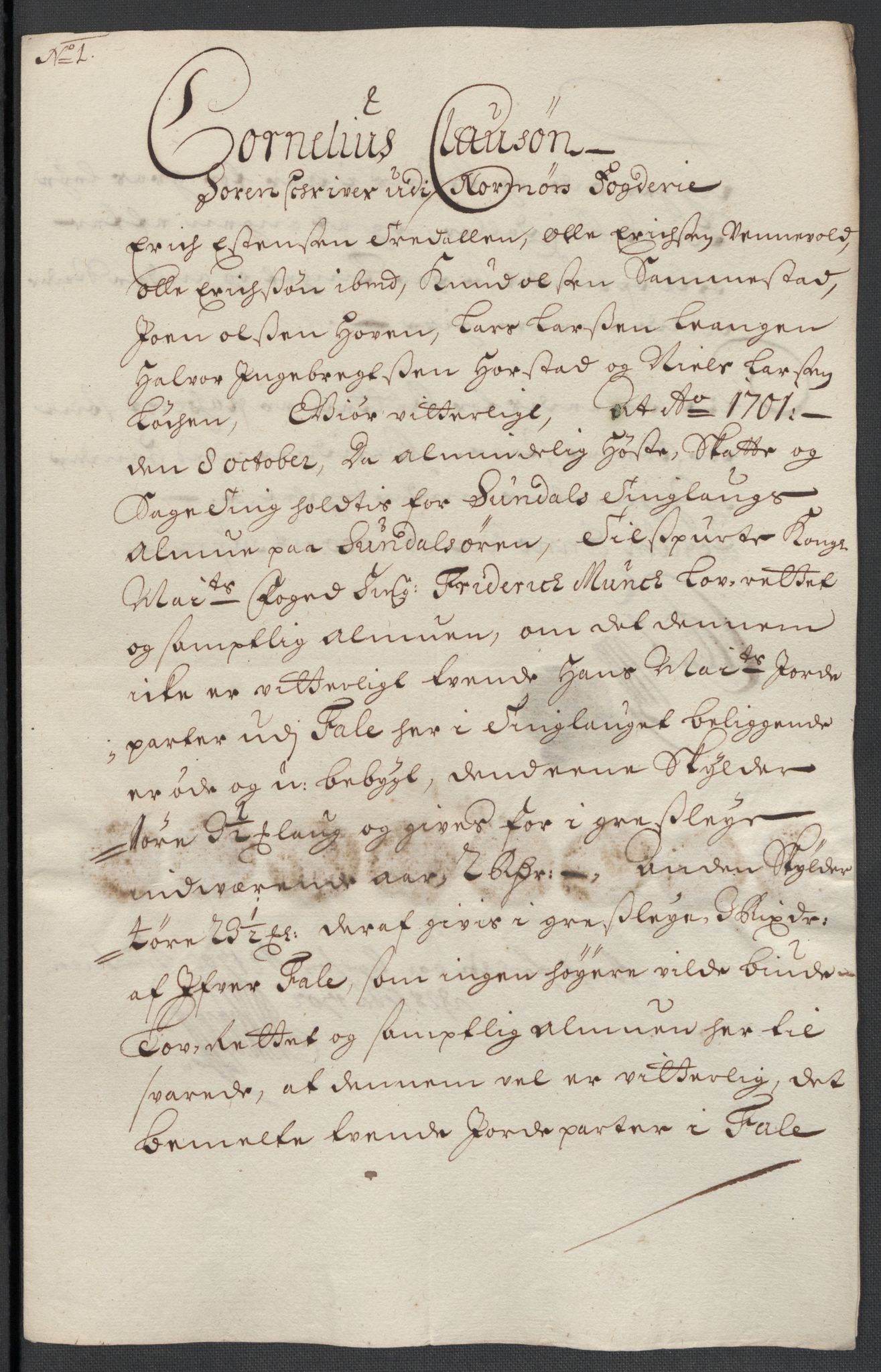Rentekammeret inntil 1814, Reviderte regnskaper, Fogderegnskap, RA/EA-4092/R56/L3739: Fogderegnskap Nordmøre, 1700-1702, s. 289