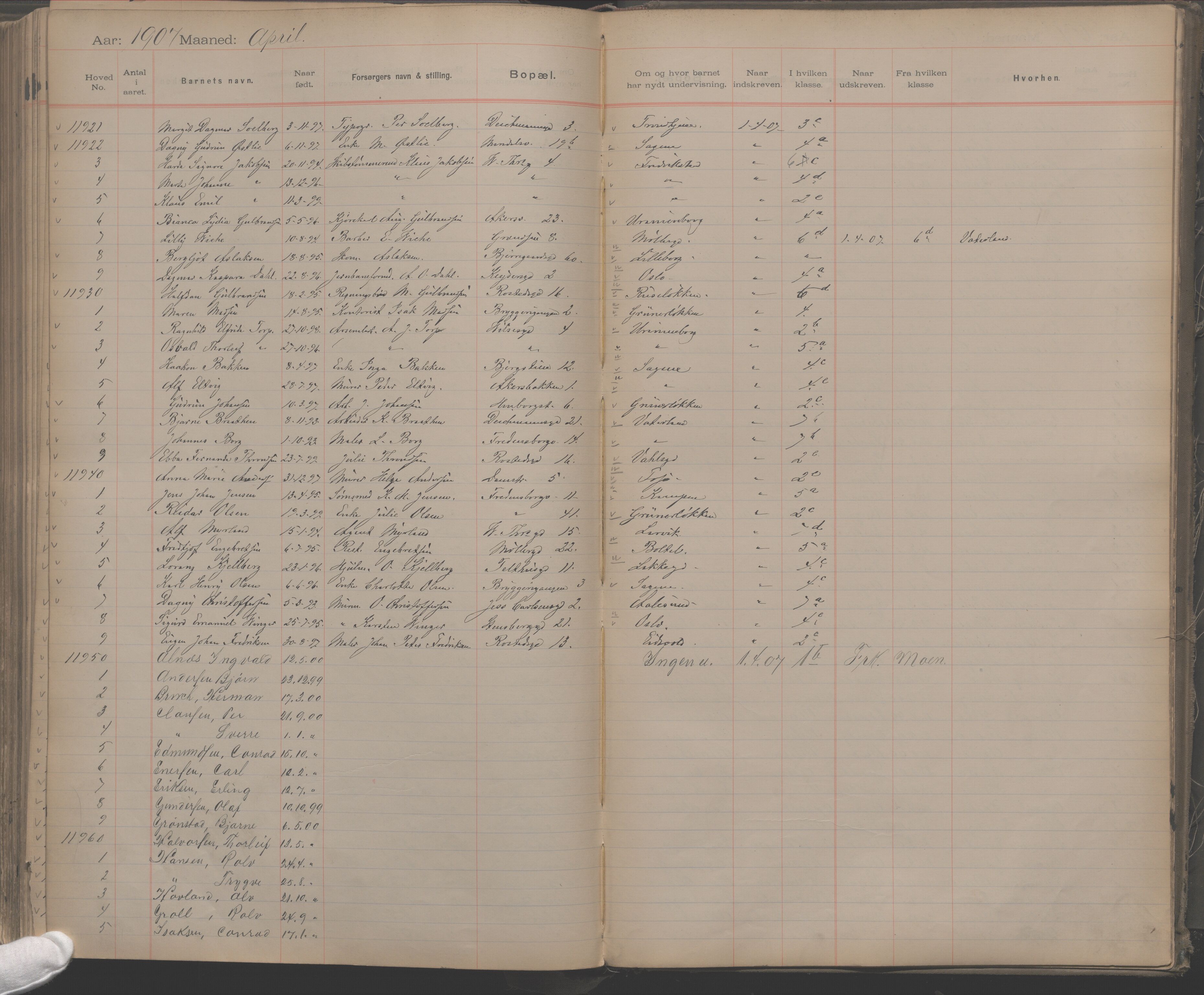 Møllergata skole, OBA/A-20129/F/Fa/L0001: Ut-/innskrivningsprotokoll, 1889-1907, s. 271