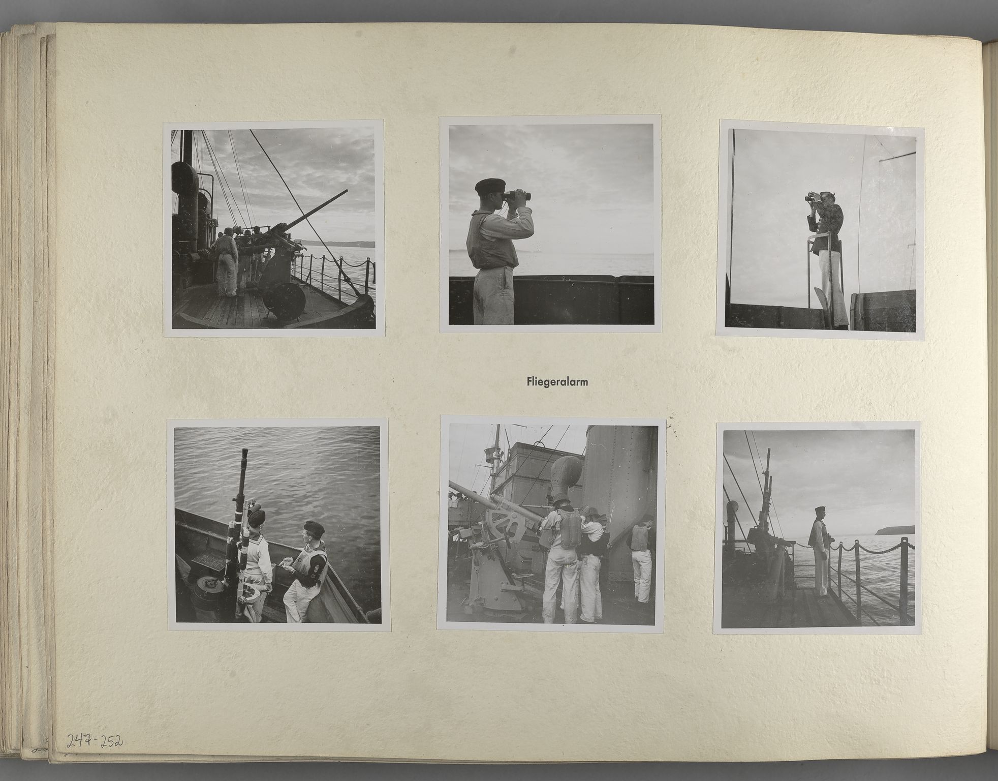 Tyske arkiver, Reichskommissariat, Bildarchiv, AV/RA-RAFA-3309/U/L0071: Fotoalbum: Mit dem Reichskommissar nach Nordnorwegen und Finnland 10. bis 27. Juli 1942, 1942, s. 100