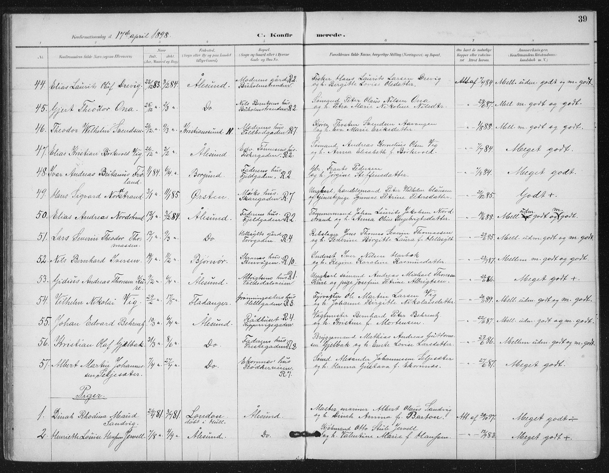 Ministerialprotokoller, klokkerbøker og fødselsregistre - Møre og Romsdal, AV/SAT-A-1454/529/L0457: Ministerialbok nr. 529A07, 1894-1903, s. 39