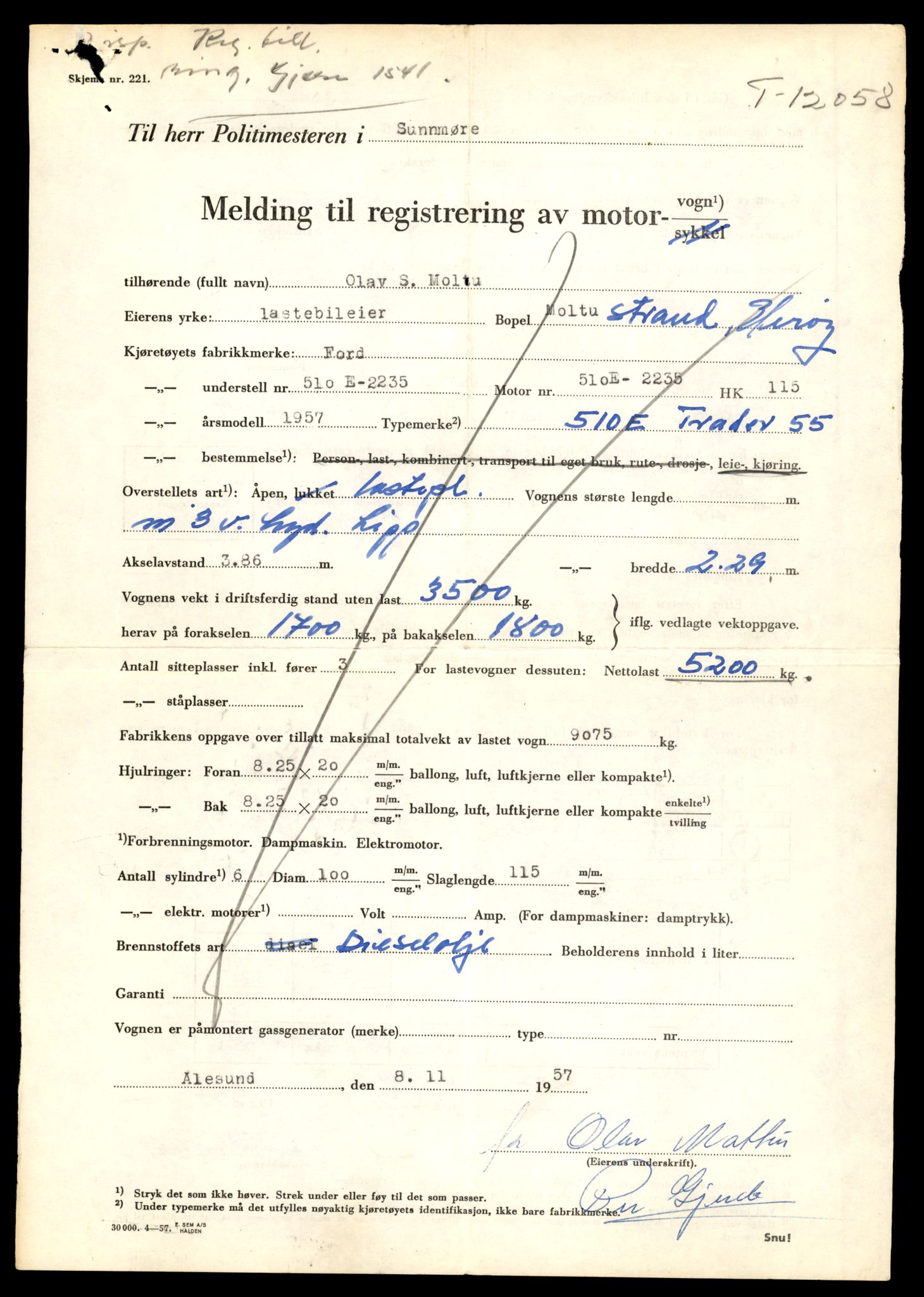 Møre og Romsdal vegkontor - Ålesund trafikkstasjon, AV/SAT-A-4099/F/Fe/L0032: Registreringskort for kjøretøy T 11997 - T 12149, 1927-1998, s. 1555