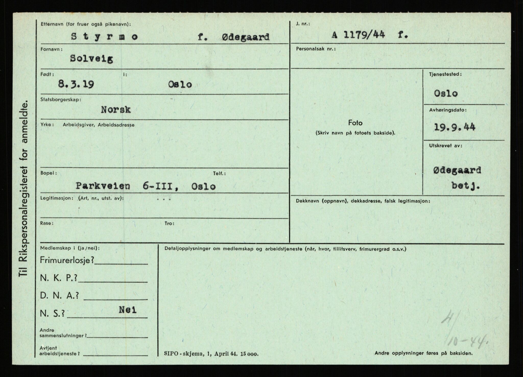 Statspolitiet - Hovedkontoret / Osloavdelingen, AV/RA-S-1329/C/Ca/L0014: Seterlien - Svartås, 1943-1945, s. 4557