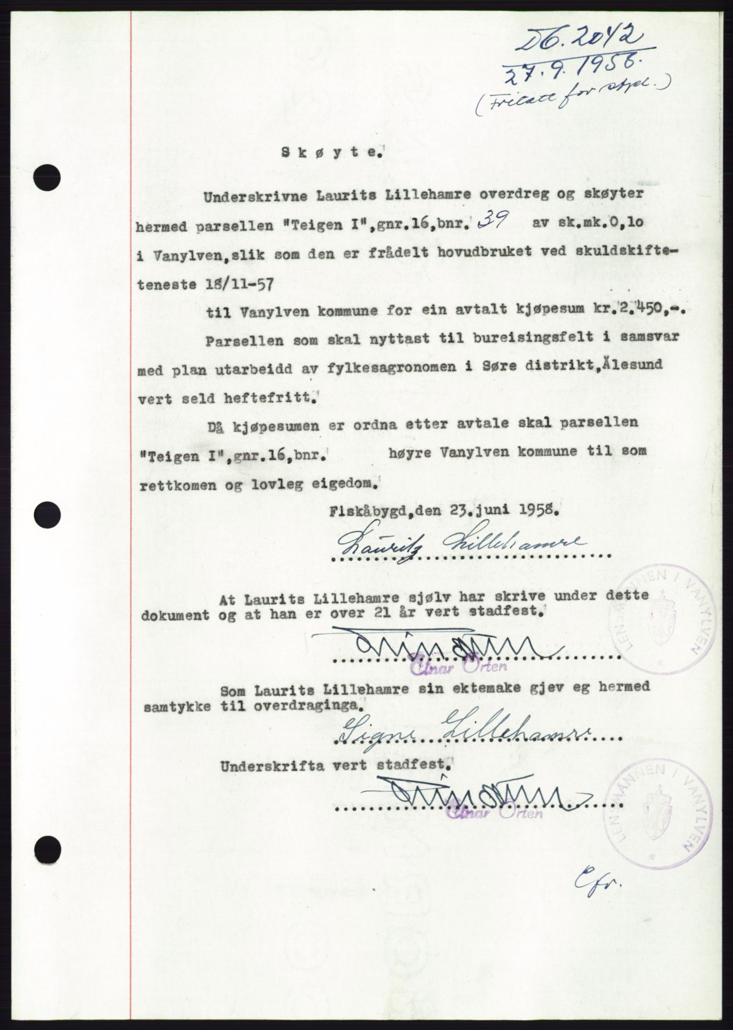 Søre Sunnmøre sorenskriveri, AV/SAT-A-4122/1/2/2C/L0110: Pantebok nr. 36A, 1958-1958, Dagboknr: 2042/1958