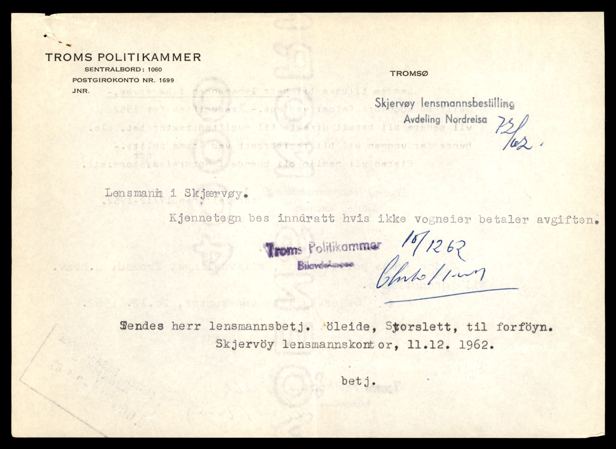 Møre og Romsdal vegkontor - Ålesund trafikkstasjon, AV/SAT-A-4099/F/Fe/L0045: Registreringskort for kjøretøy T 14320 - T 14444, 1927-1998, s. 443