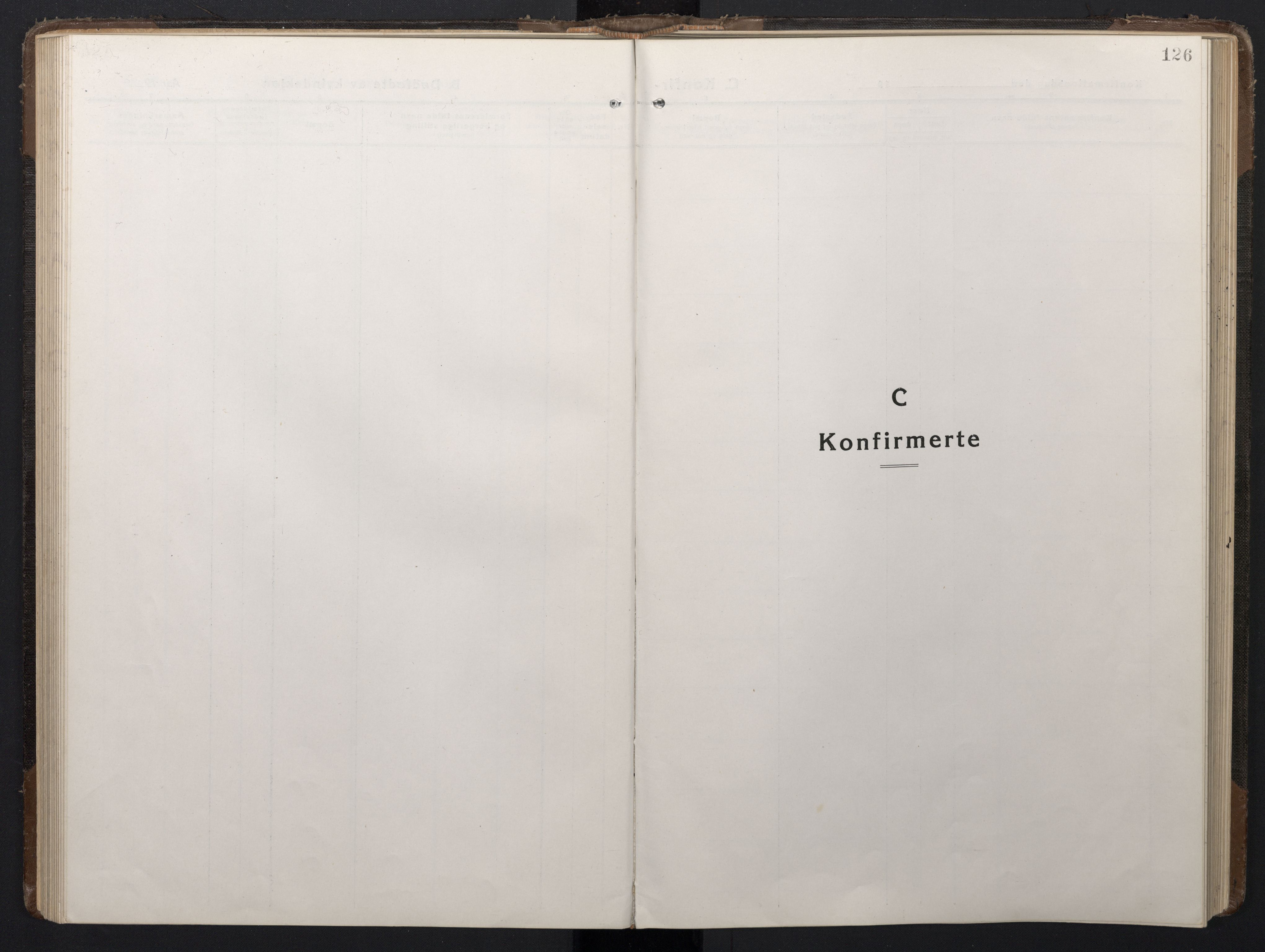 Ministerialprotokoller, klokkerbøker og fødselsregistre - Sør-Trøndelag, AV/SAT-A-1456/662/L0758: Klokkerbok nr. 662C03, 1918-1948, s. 126