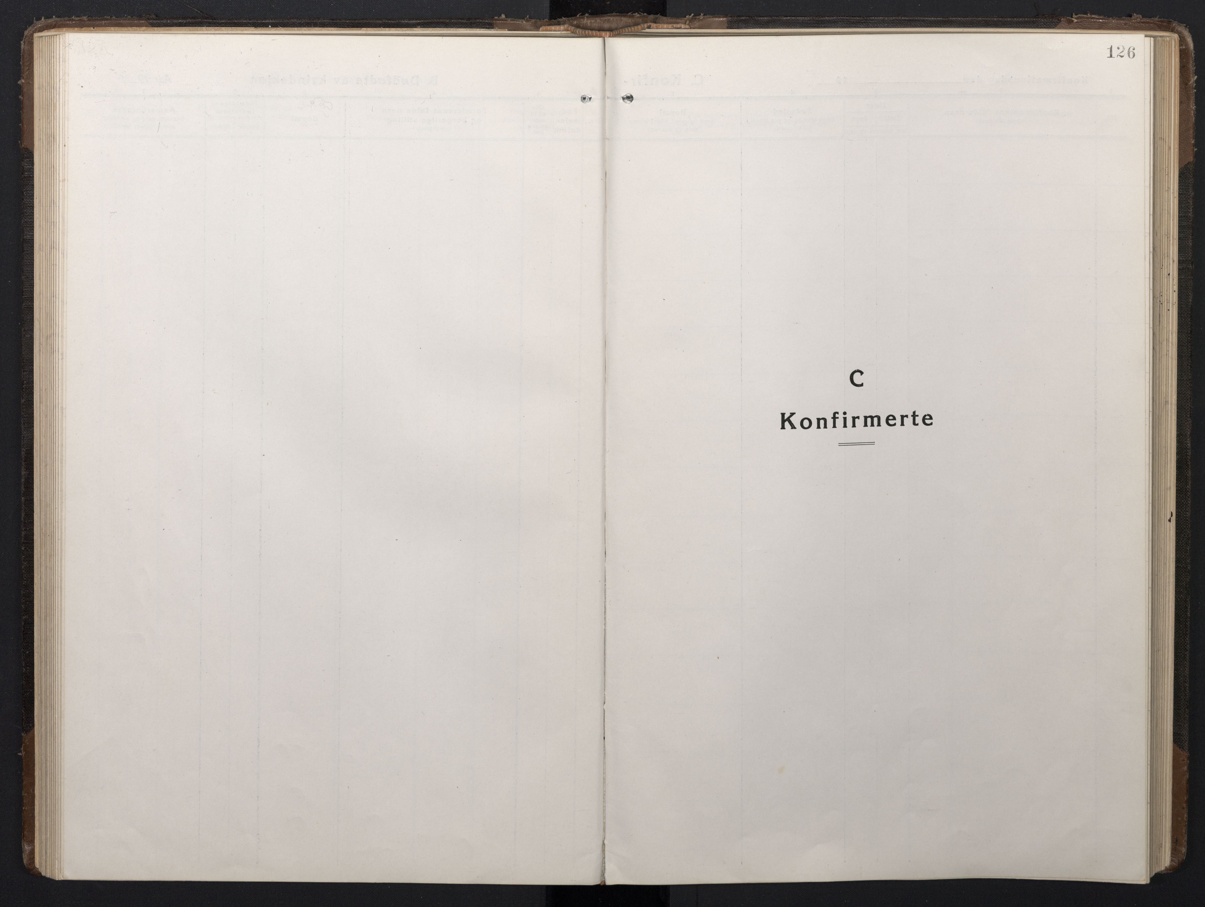 Ministerialprotokoller, klokkerbøker og fødselsregistre - Sør-Trøndelag, SAT/A-1456/662/L0758: Klokkerbok nr. 662C03, 1918-1948, s. 126