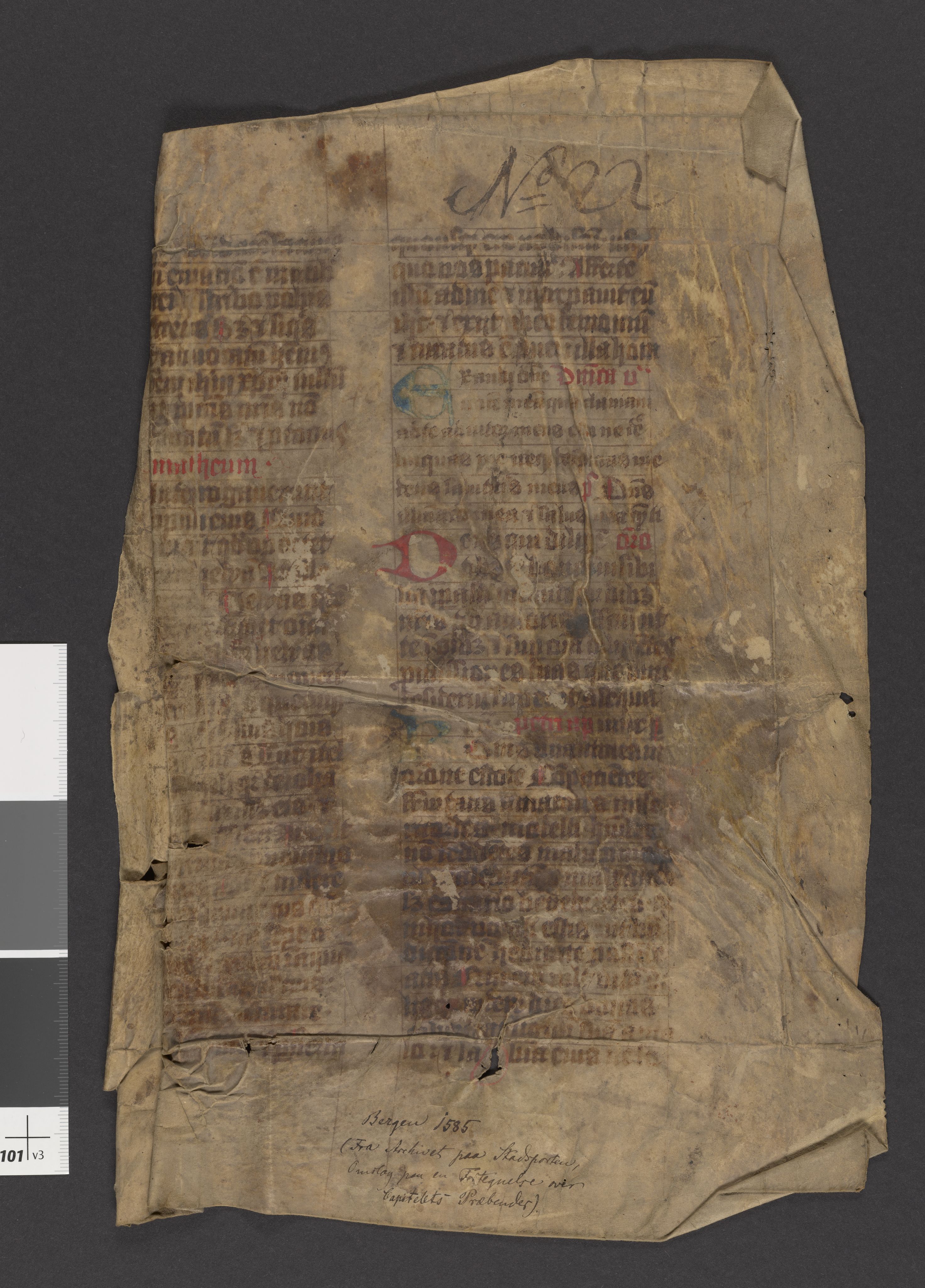 Riksarkivets diplomsamling, AV/RA-EA-5965/F27/F27A/F27Ab/L0001: Latinske fragmenter stort format, 1100-1536, s. 100