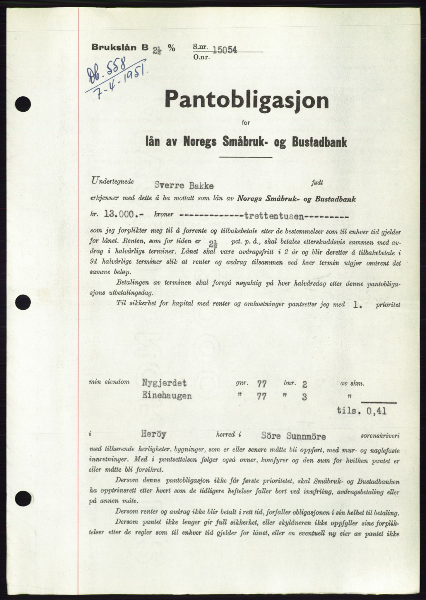 Søre Sunnmøre sorenskriveri, SAT/A-4122/1/2/2C/L0119: Pantebok nr. 7B, 1950-1951, Dagboknr: 558/1951