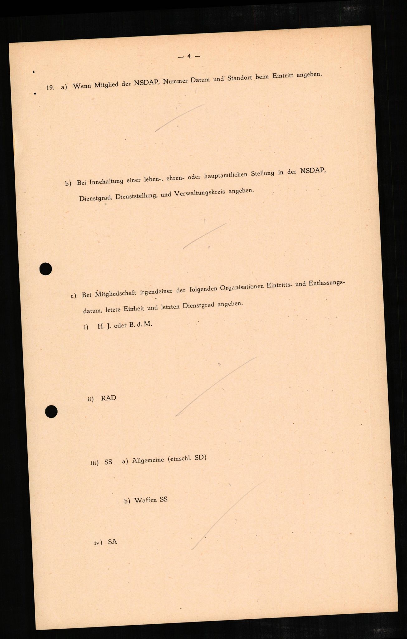 Forsvaret, Forsvarets overkommando II, AV/RA-RAFA-3915/D/Db/L0006: CI Questionaires. Tyske okkupasjonsstyrker i Norge. Tyskere., 1945-1946, s. 392