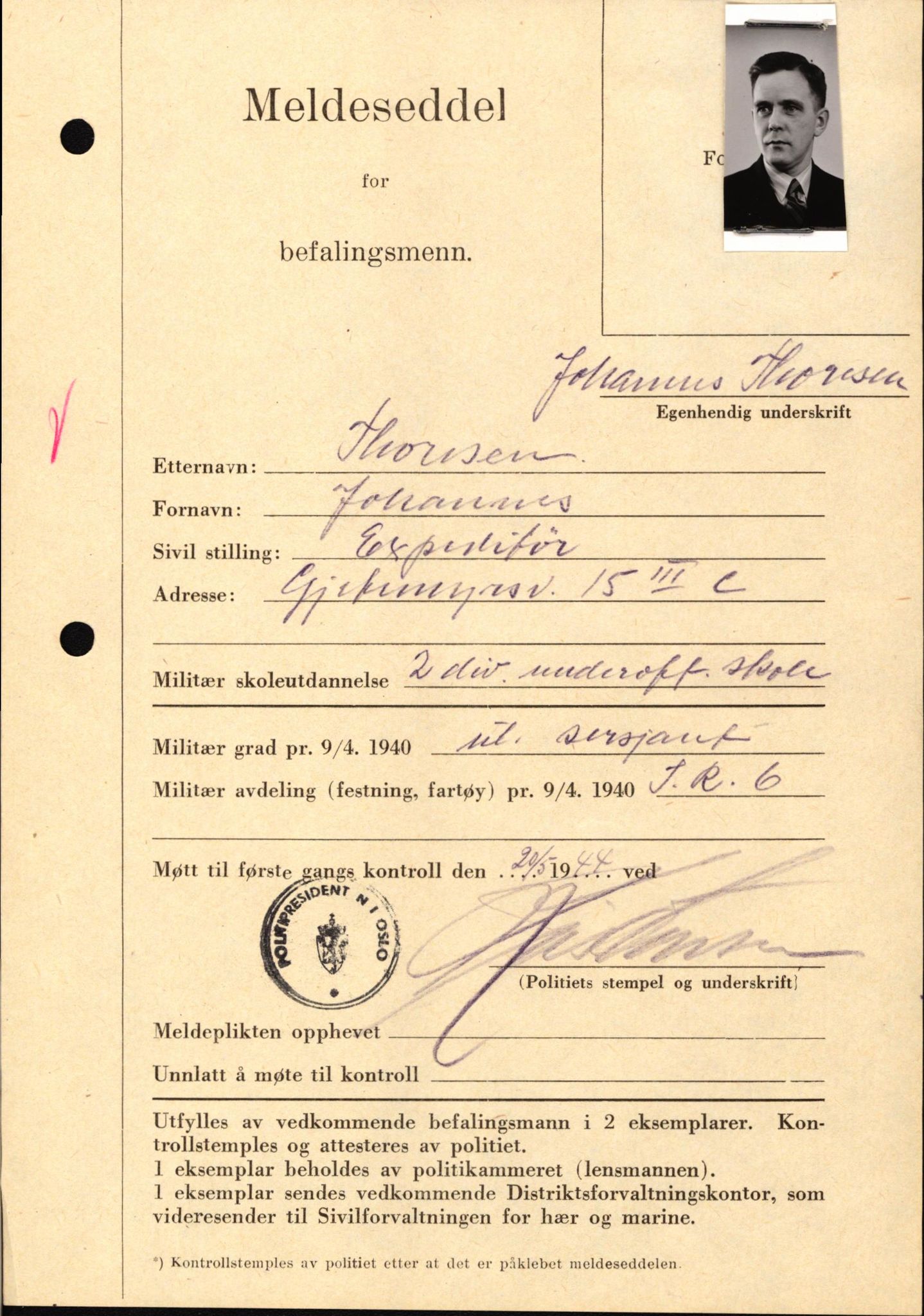 Forsvaret, Forsvarets krigshistoriske avdeling, AV/RA-RAFA-2017/Y/Yf/L0209: II-C-11-2121  -  Okkupasjonstiden.  Meldesedler for befal med foto og oppl. om militær grad 9. apr. 1940., 1944-1945, s. 1092